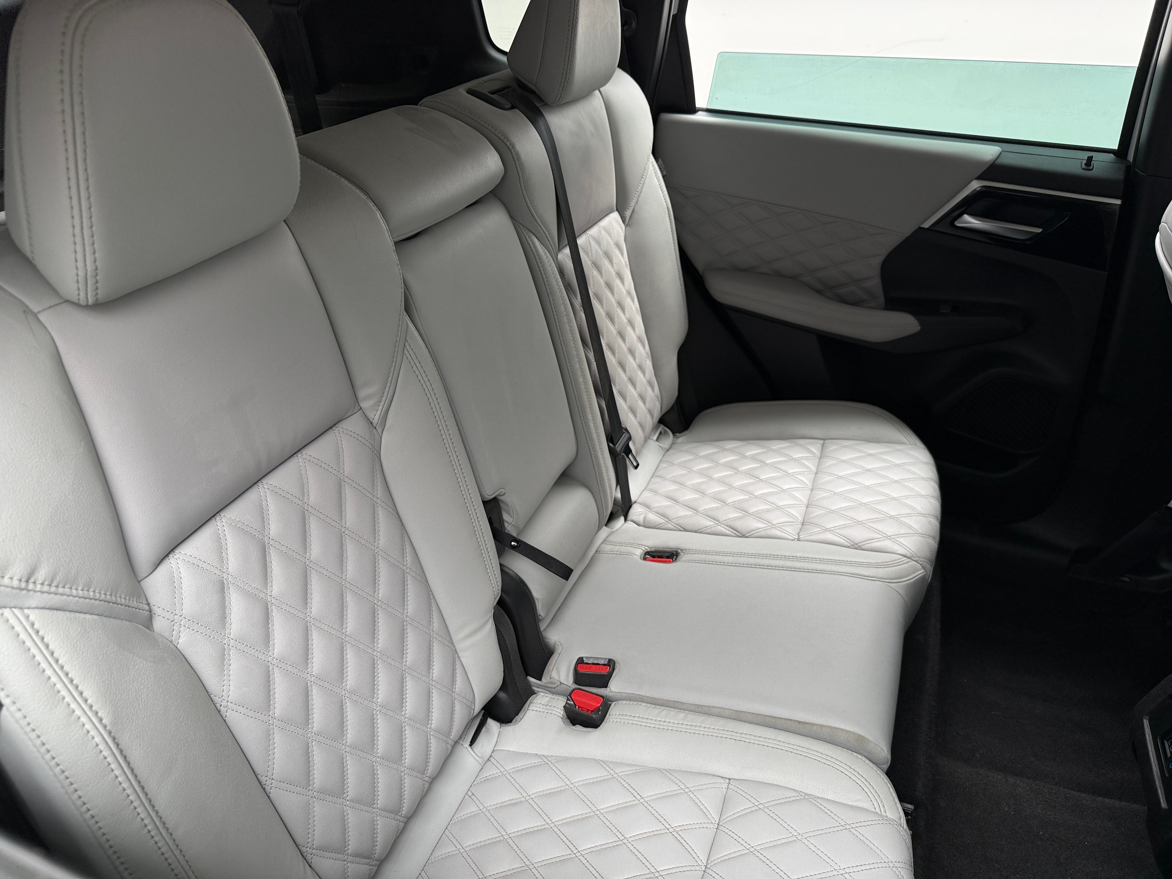 2022 Mitsubishi Outlander