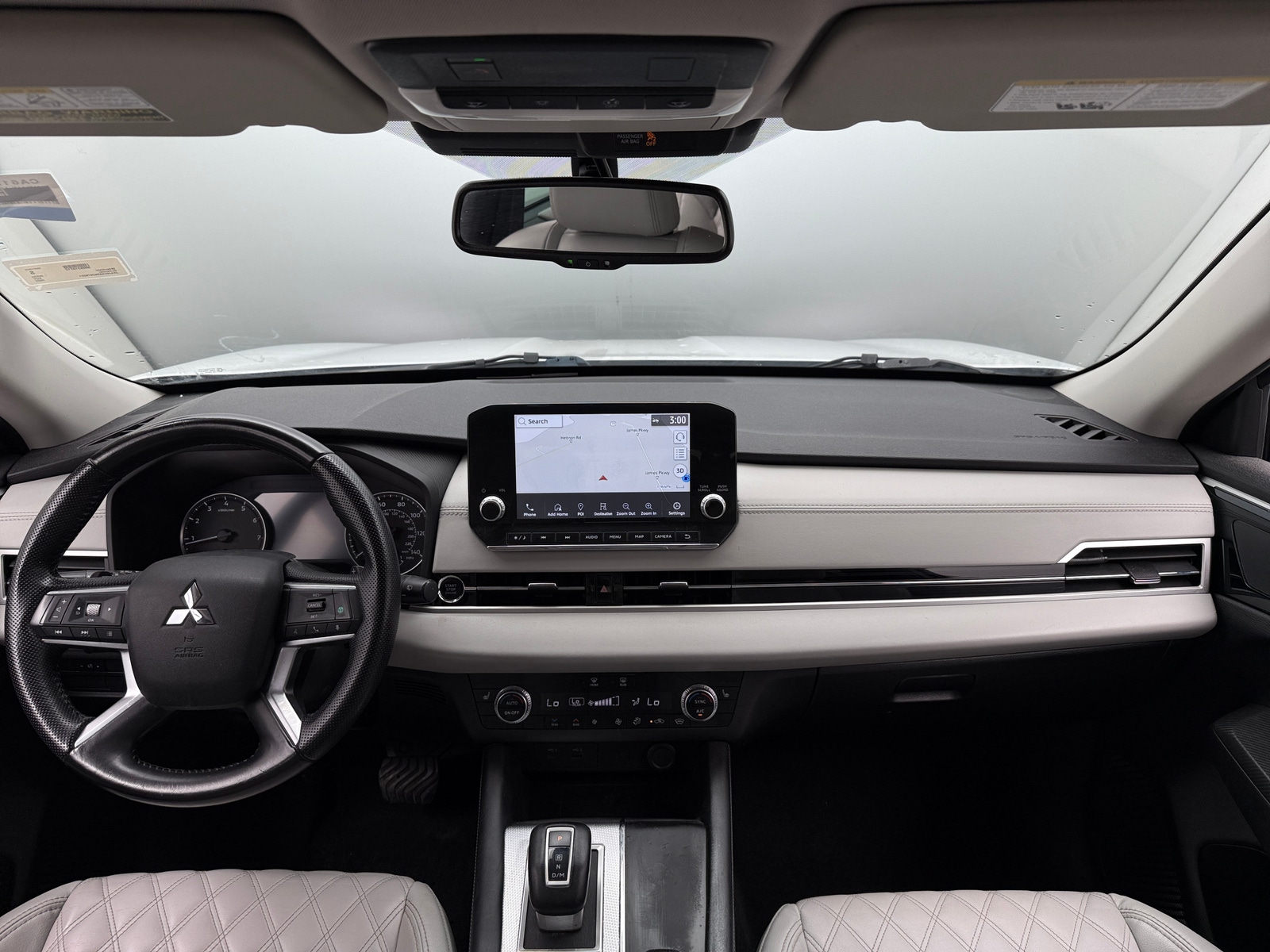 Thumbnail: 2022 Mitsubishi Outlander - 2