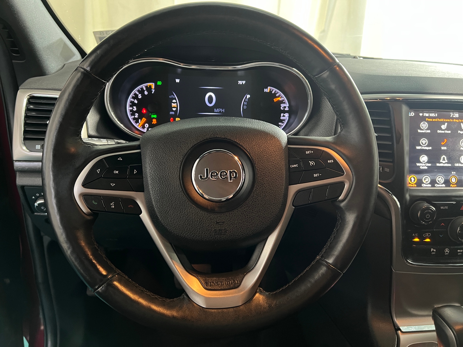 Thumbnail: 2018 Jeep Grand Cherokee - 4