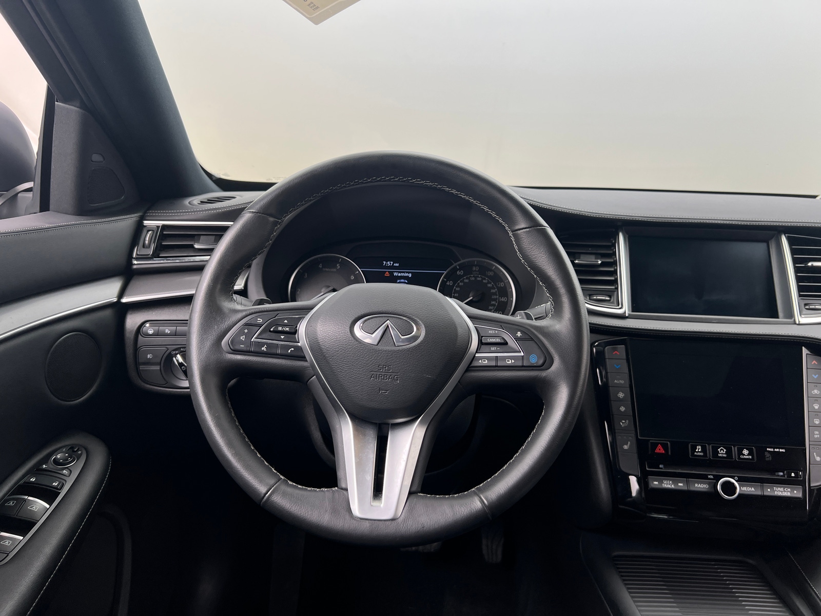 Thumbnail: 2023 INFINITI QX55 - 4