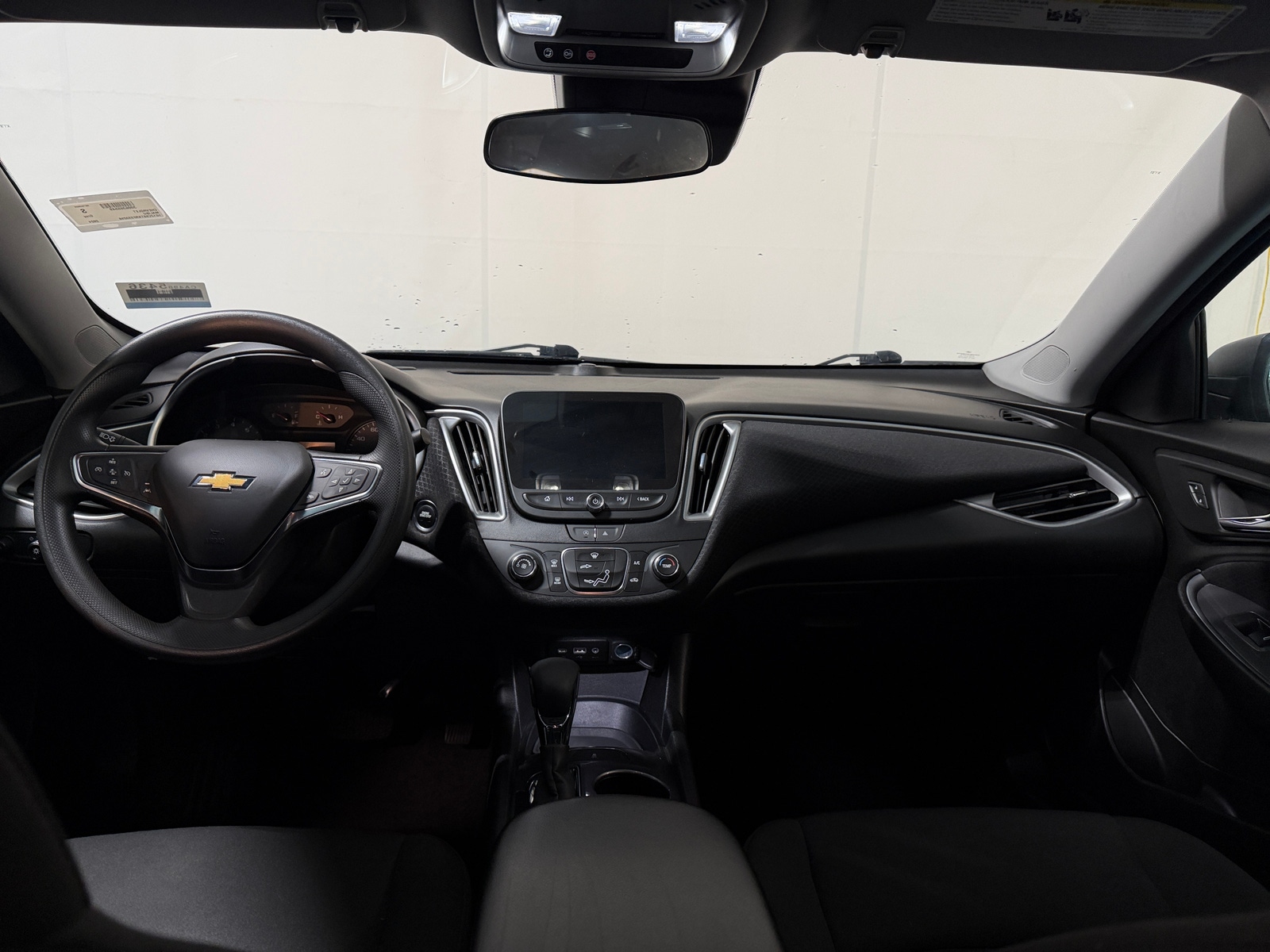 Thumbnail: 2024 Chevrolet Malibu - 3