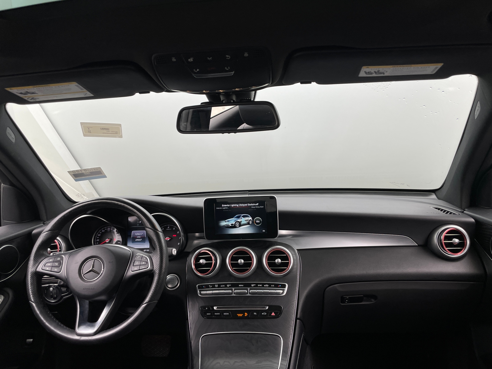 Thumbnail: 2017 Mercedes-Benz GLC - 2