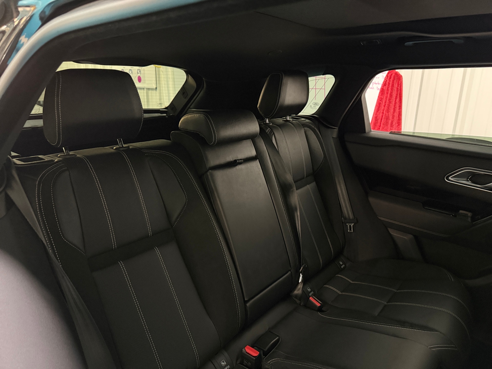 Thumbnail: 2023 Land Rover Range Rover Velar - 6