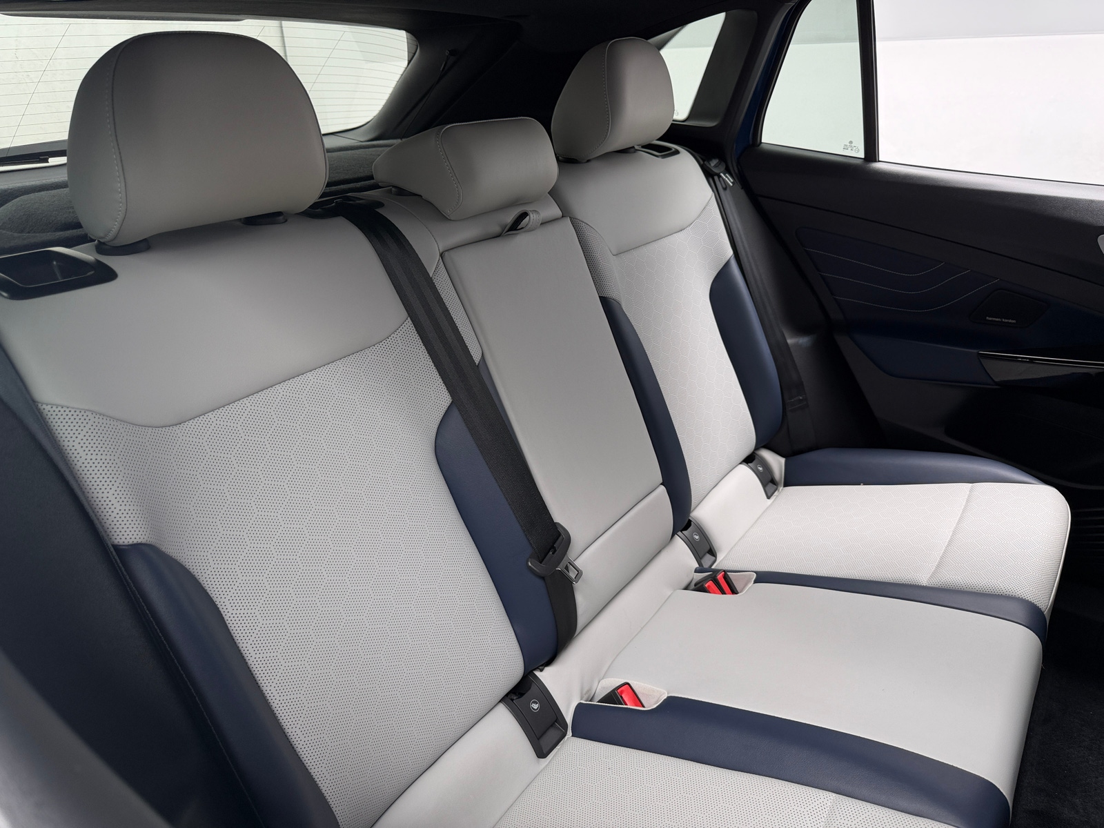 Thumbnail: 2025 Volkswagen ID.4 - 5
