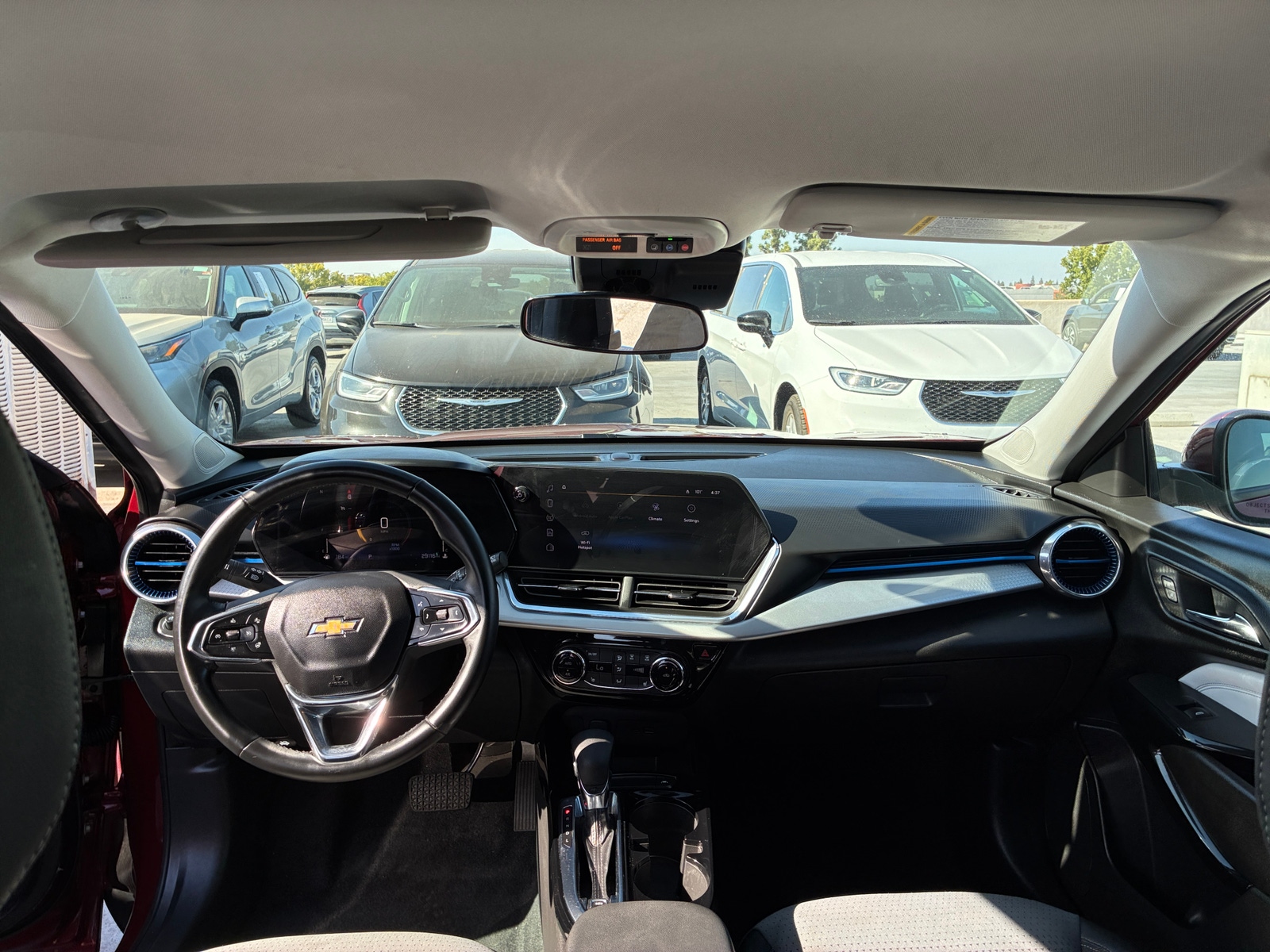 Thumbnail: 2025 Chevrolet Trax - 3