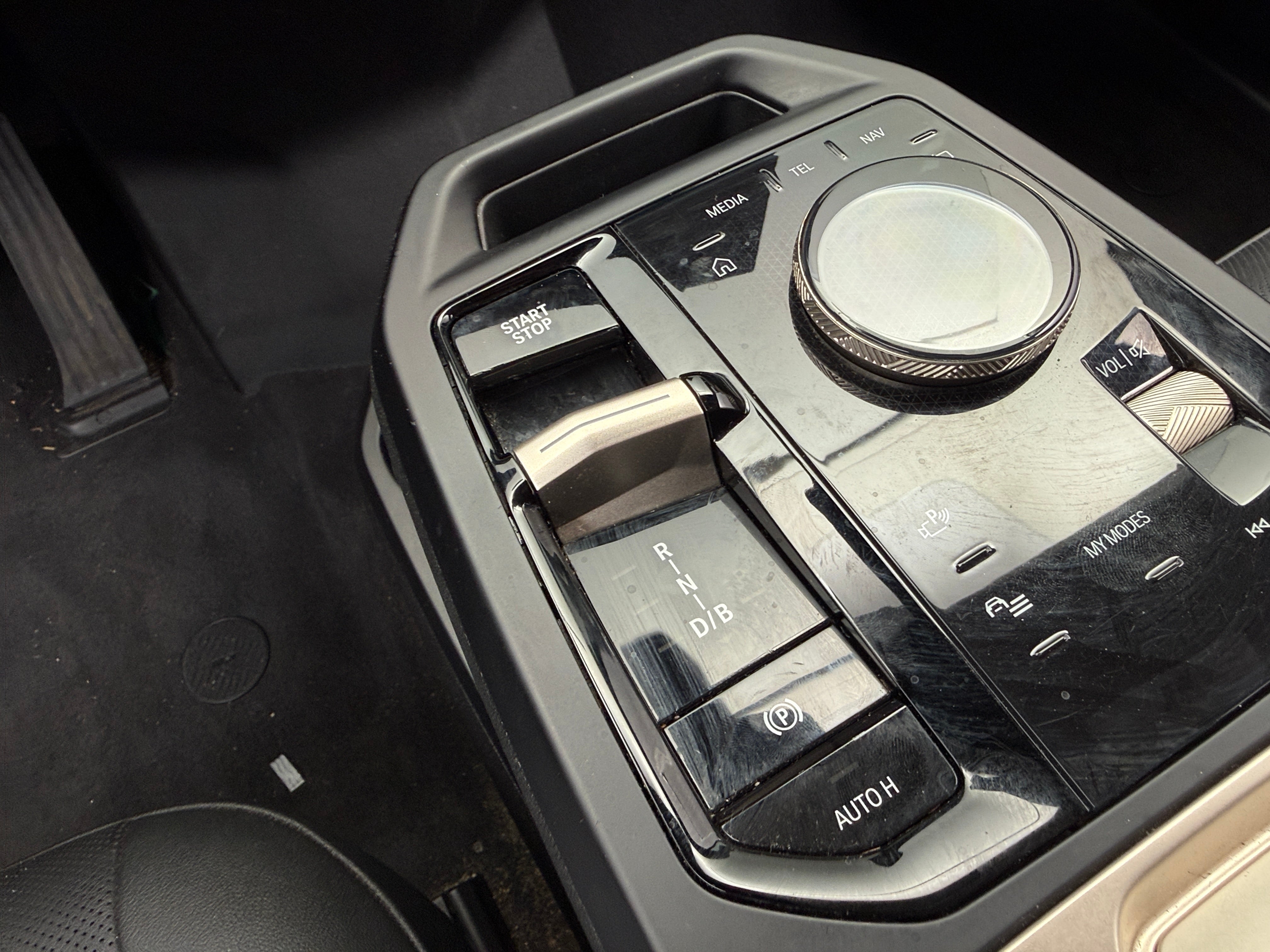 Used 2024 BMW iX Base with VIN WB523CF04RCN69983 for sale in Auburn, WA