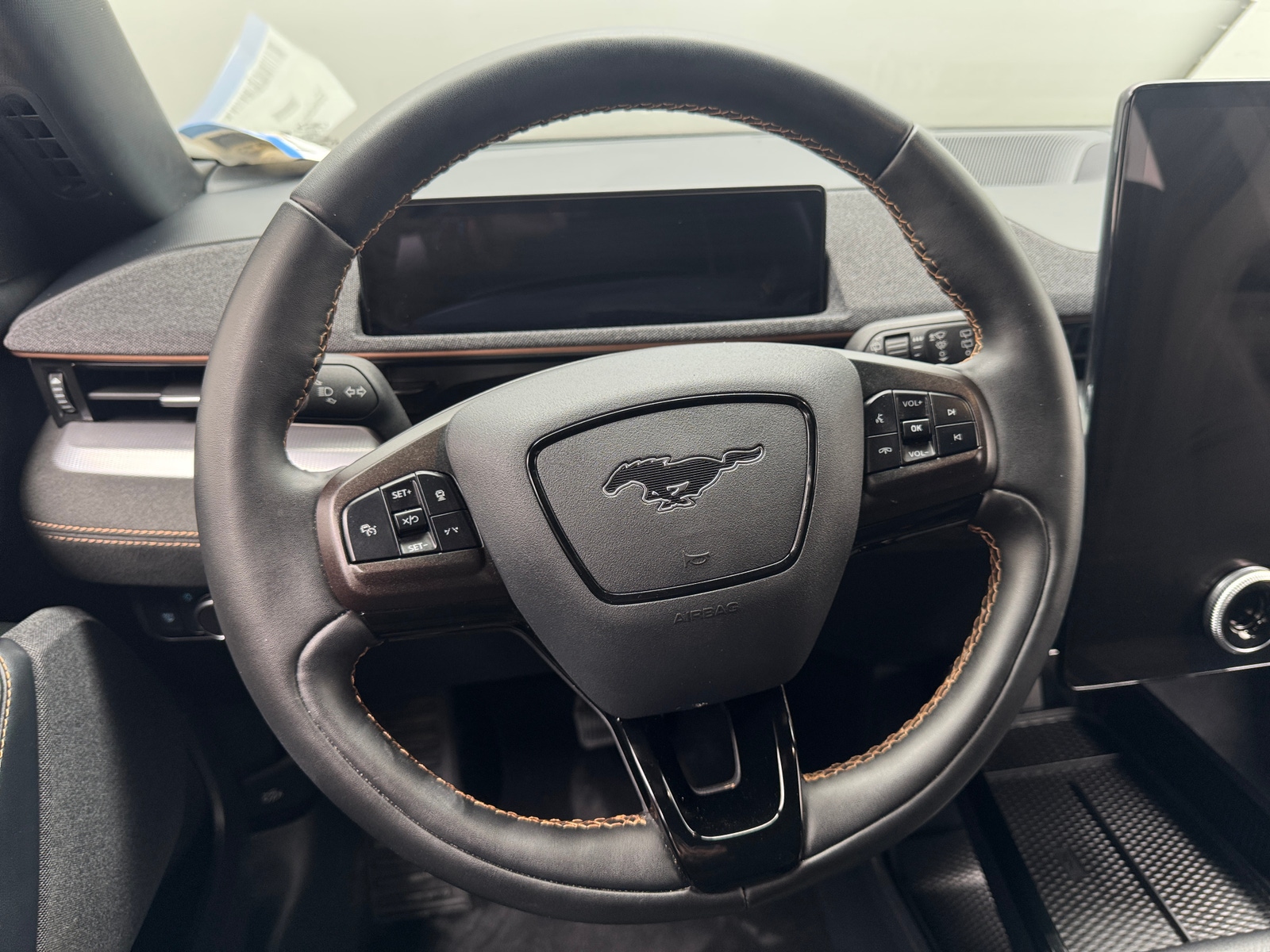 Thumbnail: 2022 Ford Mustang Mach-E - 4