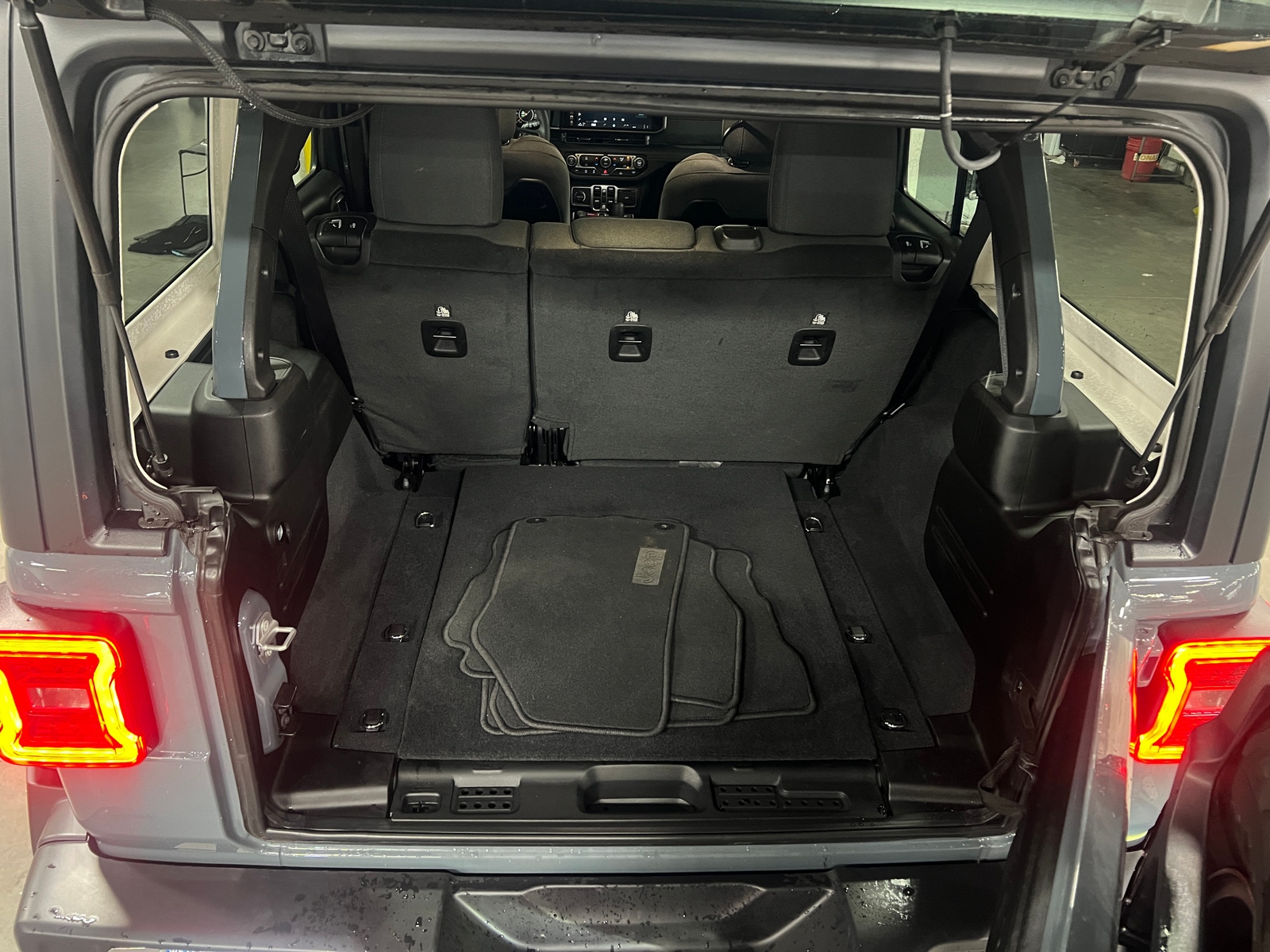 Thumbnail: 2026 Jeep Wrangler - 7