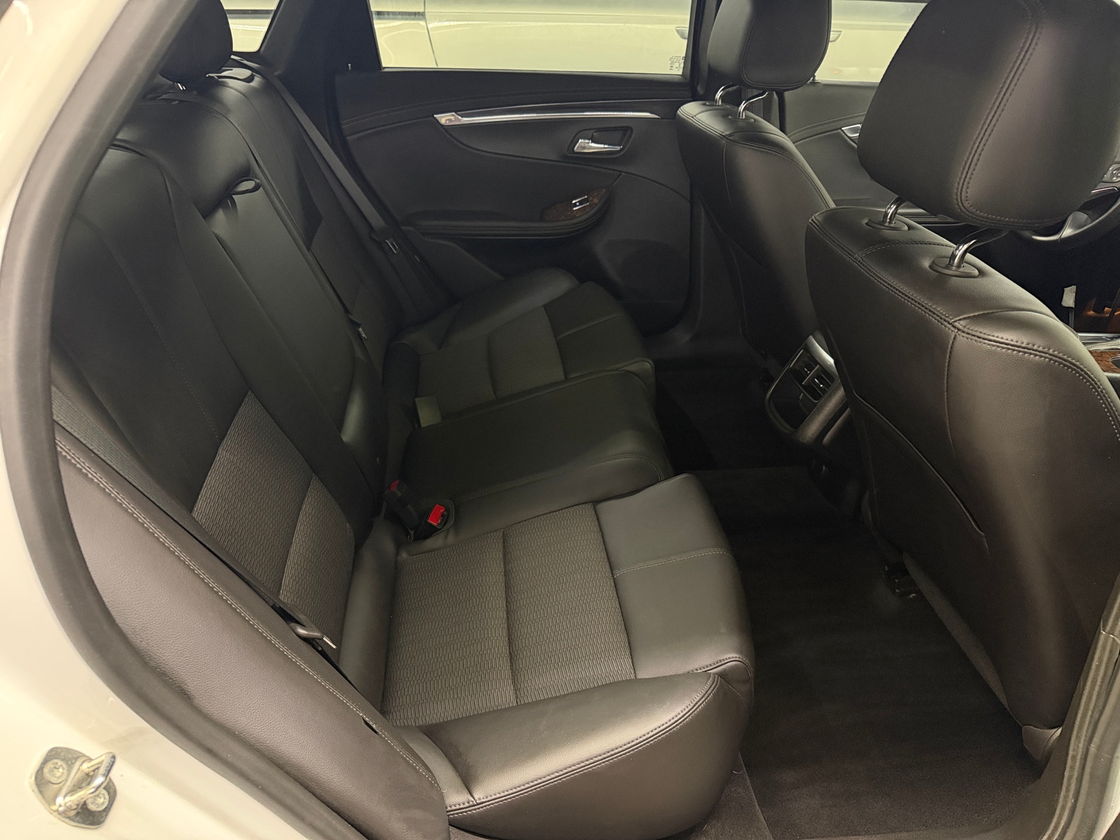 Thumbnail: 2015 Chevrolet Impala - 5