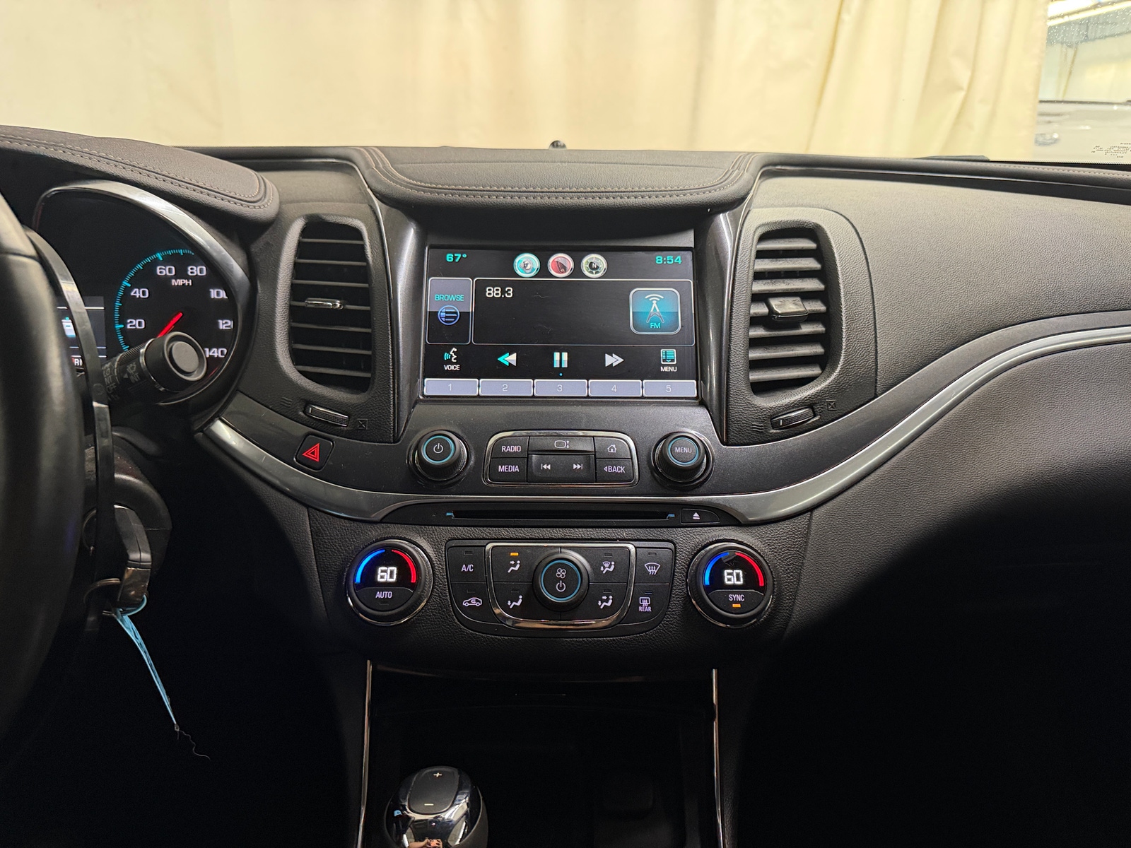 Thumbnail: 2015 Chevrolet Impala - 3