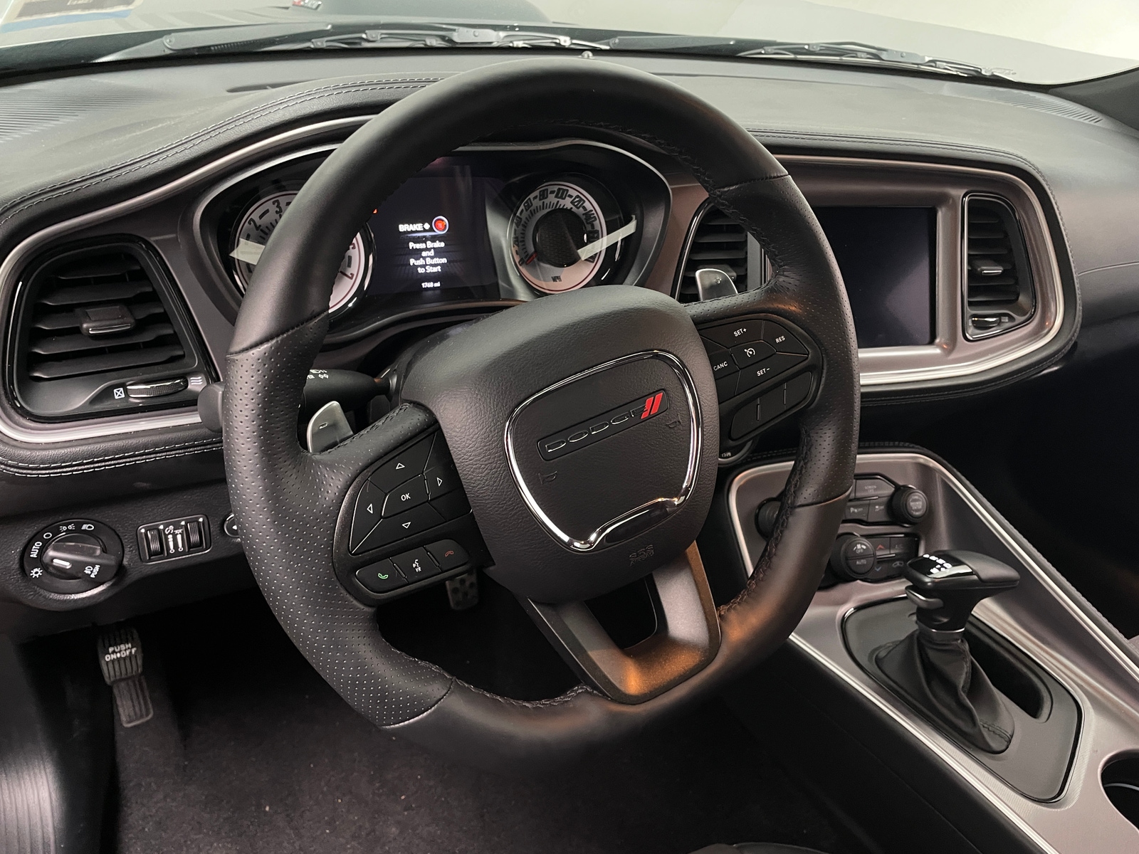 Thumbnail: 2022 Dodge Challenger - 3