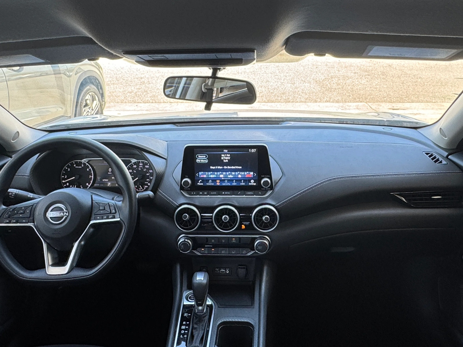 Thumbnail: 2025 Nissan Sentra - 3