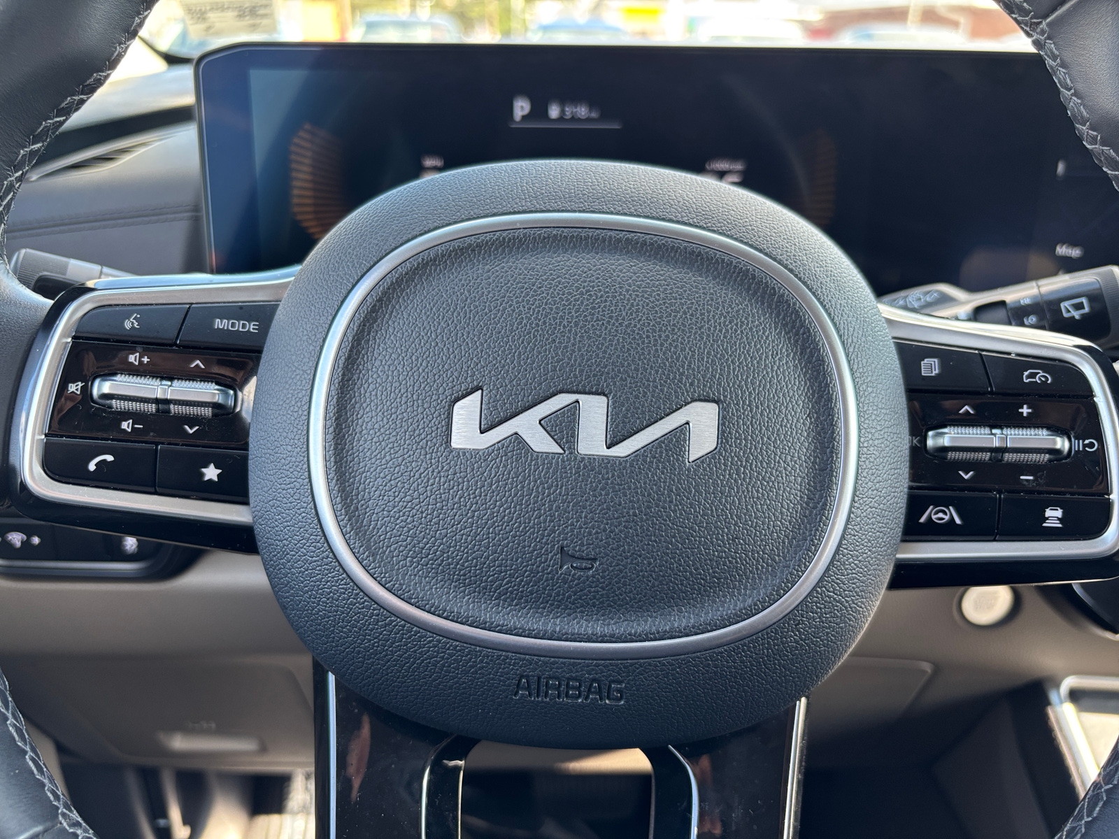 Thumbnail: 2026 Kia Carnival - 4