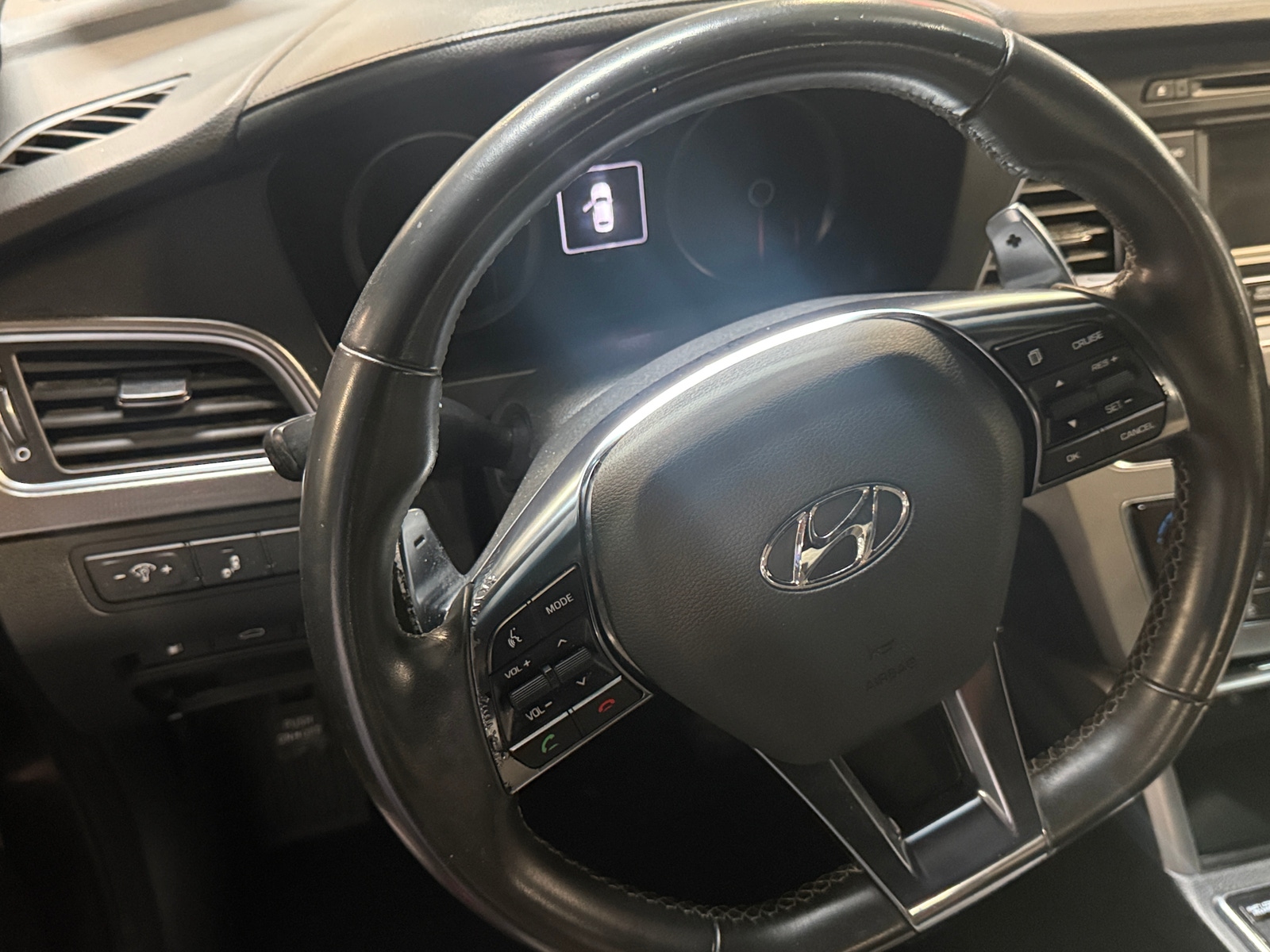 Thumbnail: 2015 Hyundai Sonata - 4