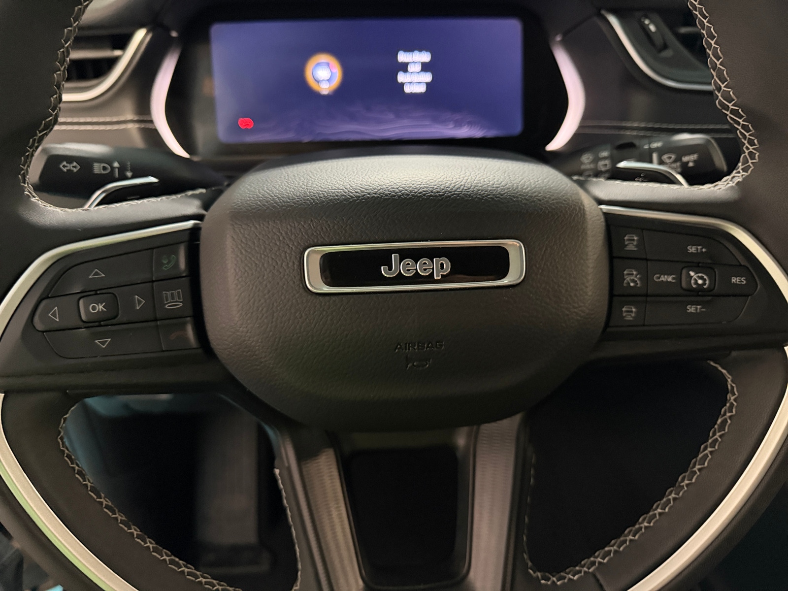 Thumbnail: 2023 Jeep Grand Cherokee - 5