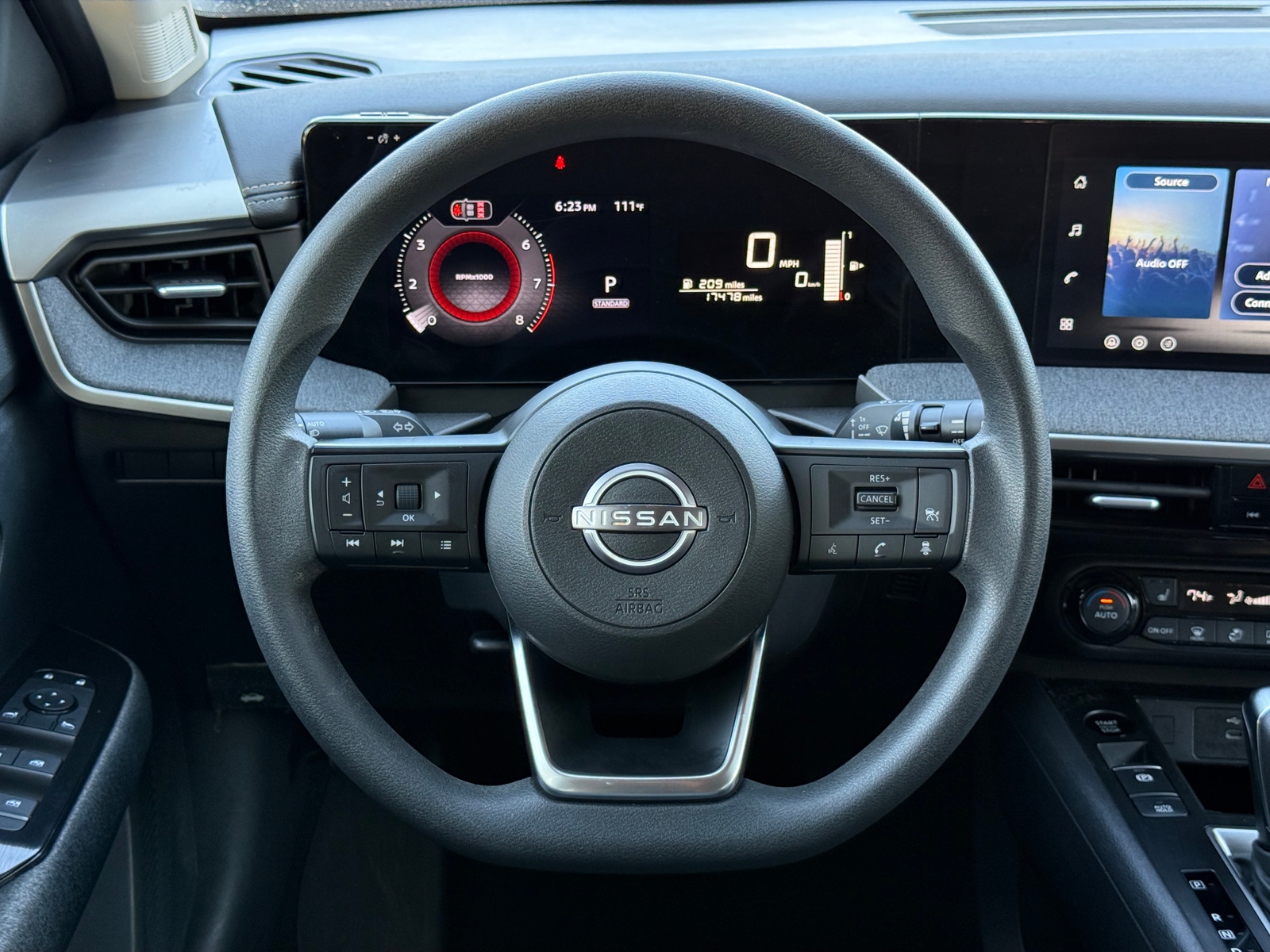 Thumbnail: 2026 Nissan Kicks - 5