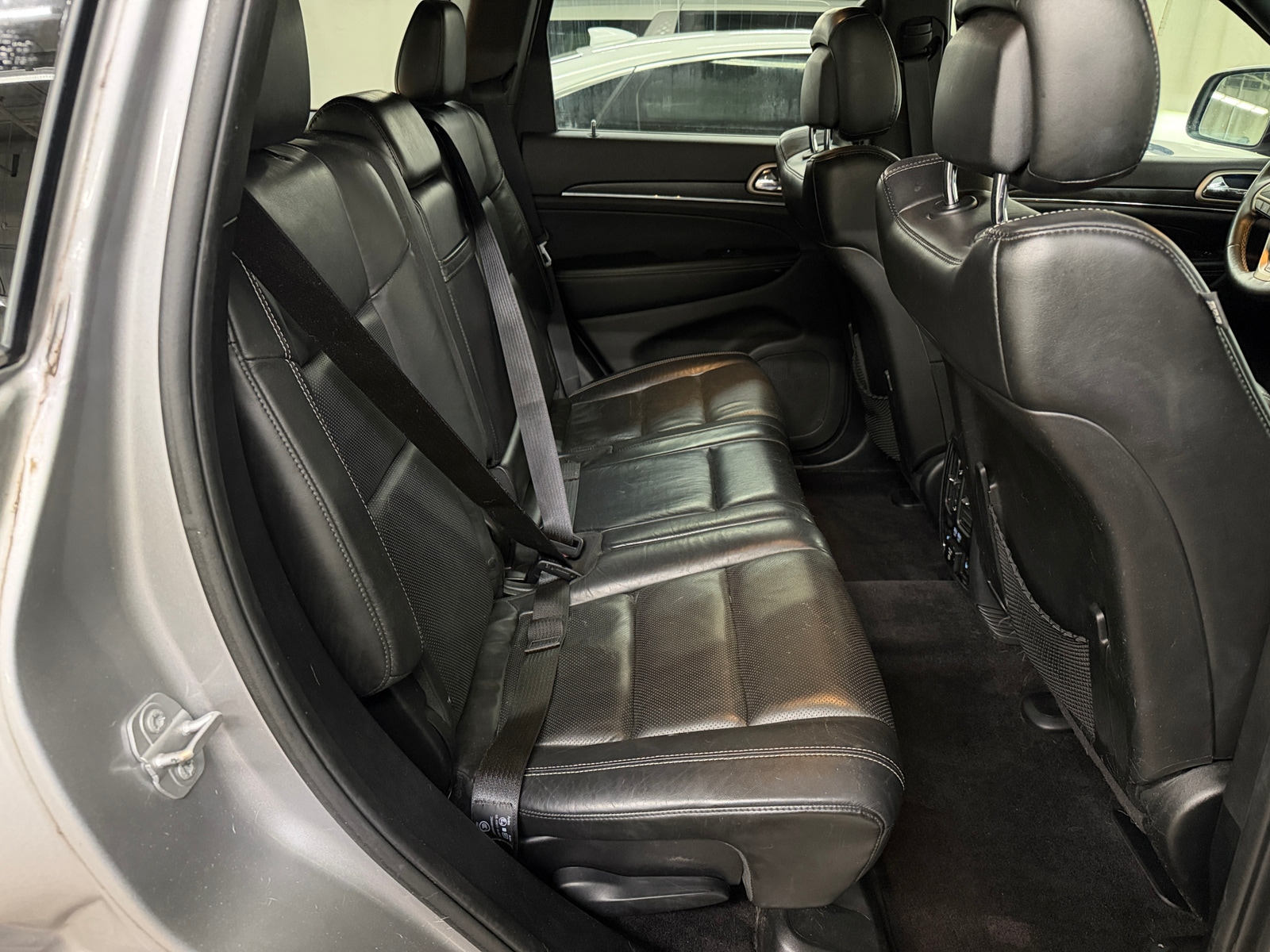 Thumbnail: 2017 Jeep Grand Cherokee - 5
