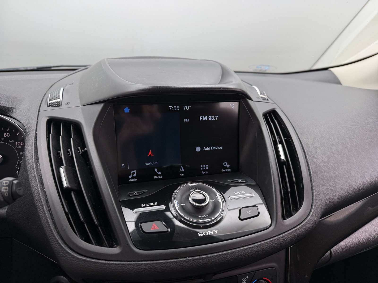 Thumbnail: 2019 Ford Escape - 3