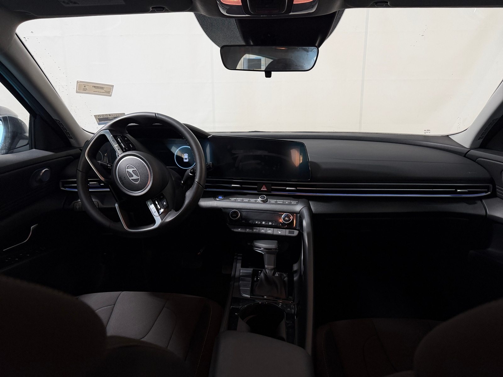 Thumbnail: 2025 Hyundai Elantra - 3