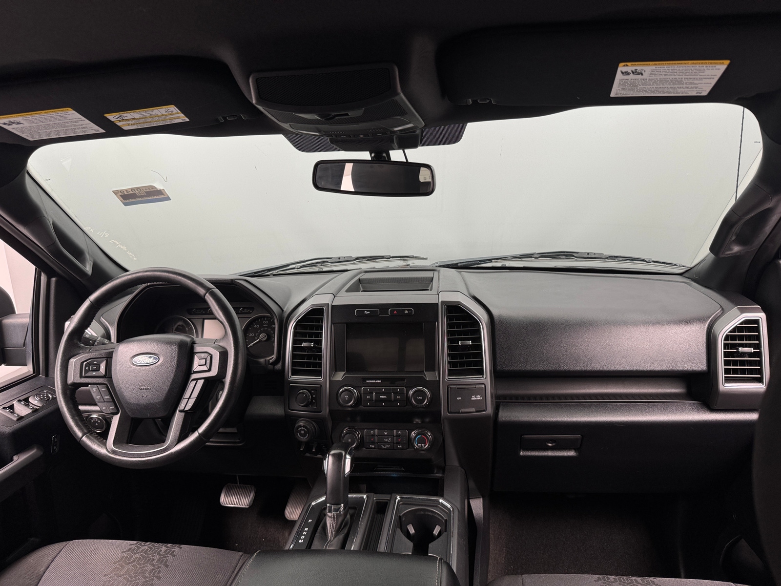 Thumbnail: 2020 Ford Econoline - 3