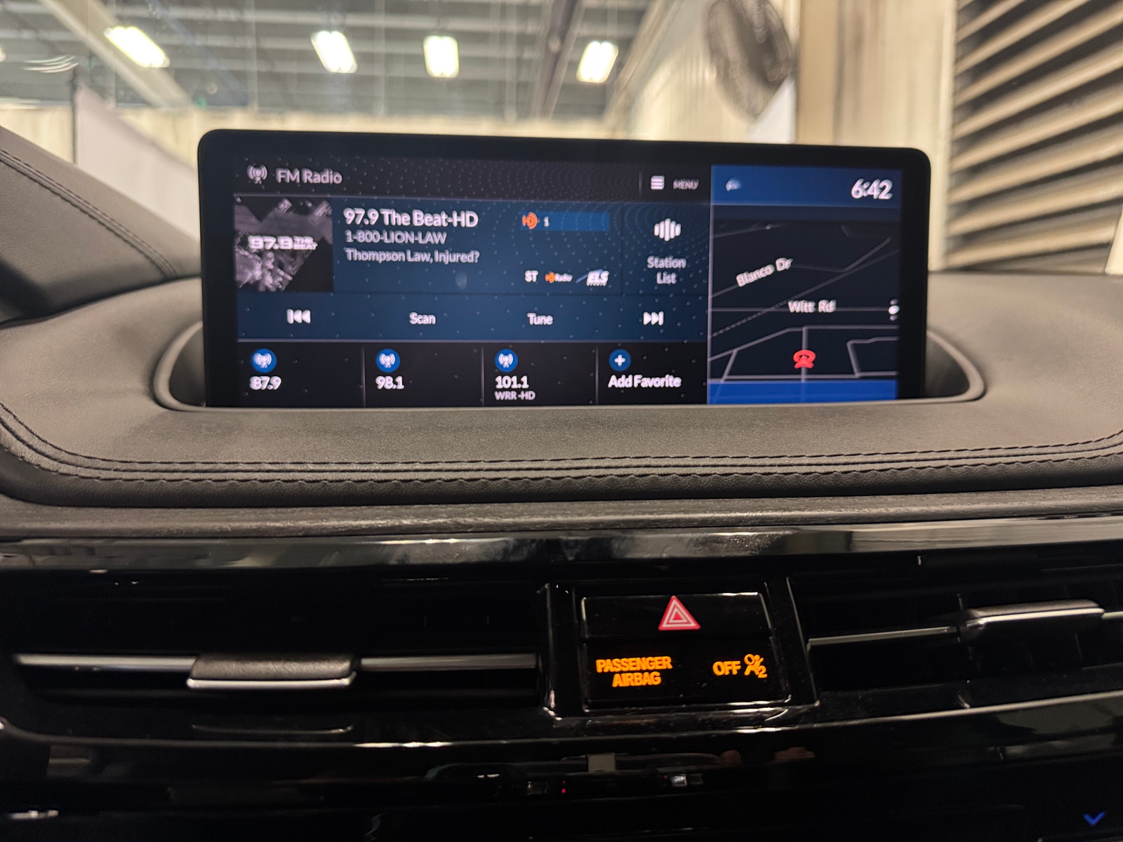 Thumbnail: 2022 Acura MDX - 3