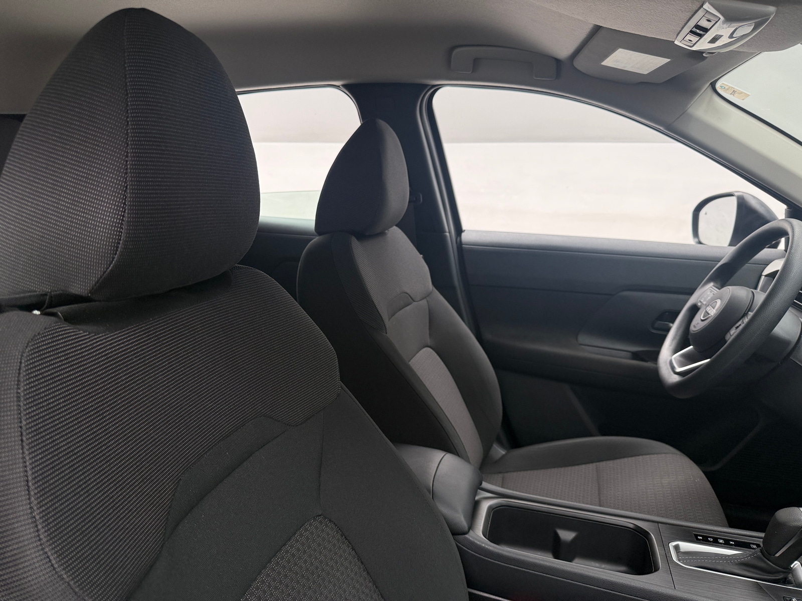 Thumbnail: 2025 Nissan Kicks - 2