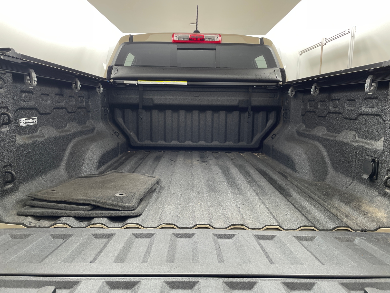 Thumbnail: 2024 Chevrolet Colorado - 6