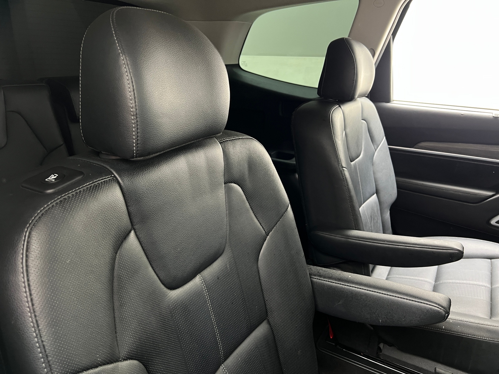 Thumbnail: 2022 Kia Telluride - 5