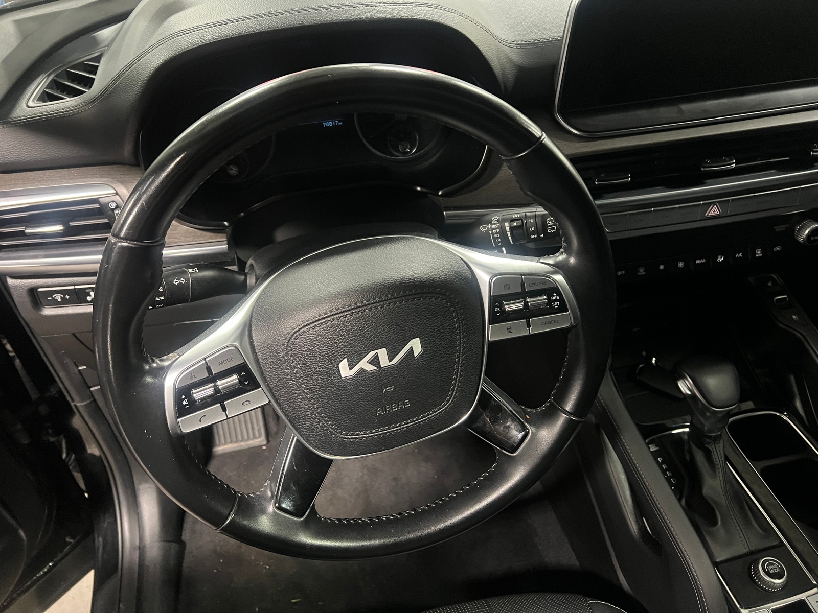 Thumbnail: 2022 Kia Telluride - 4