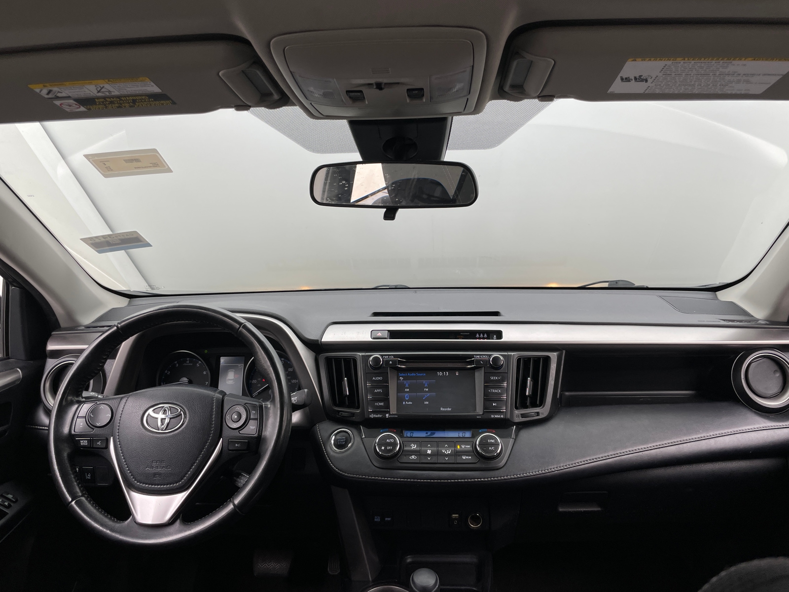 Thumbnail: 2018 Toyota RAV4 - 3