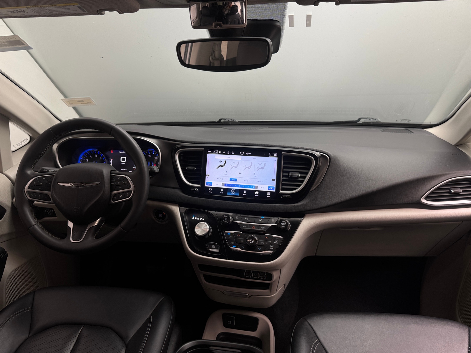 Thumbnail: 2024 Chrysler Pacifica - 2
