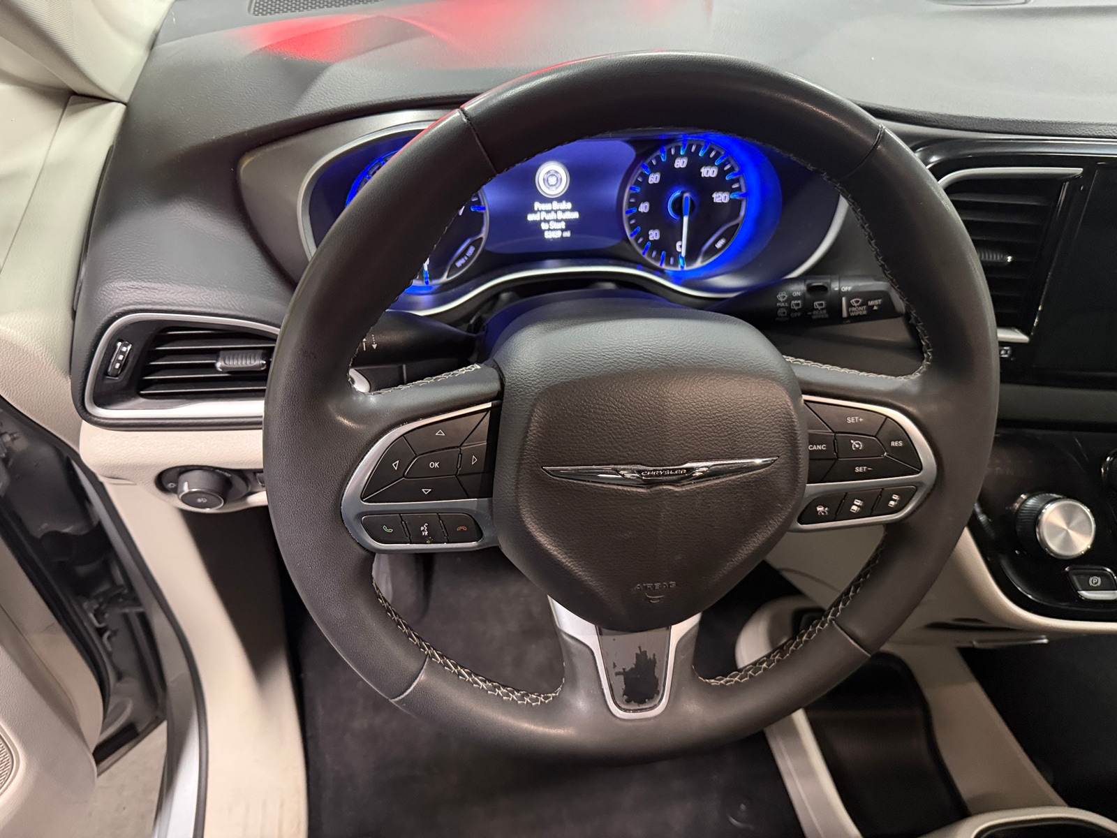 Thumbnail: 2024 Chrysler Pacifica - 4