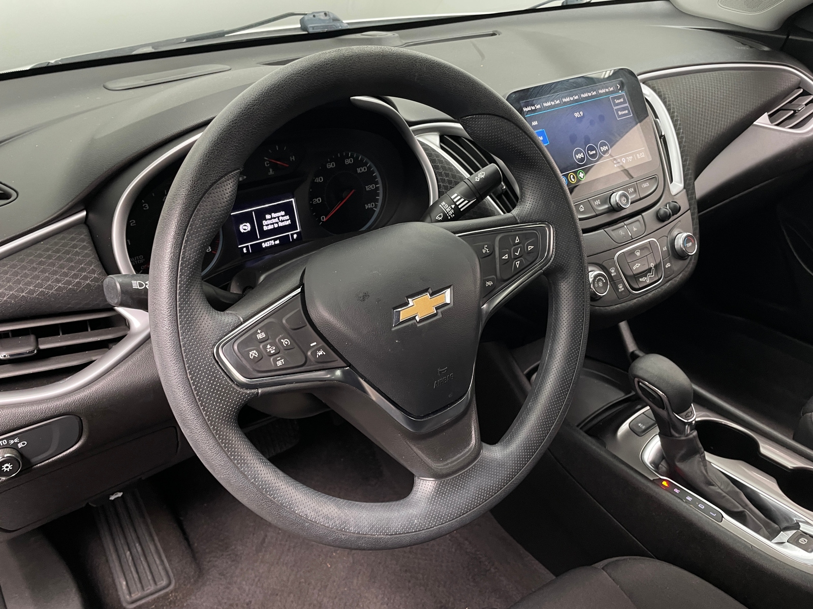 Thumbnail: 2023 Chevrolet Malibu - 5