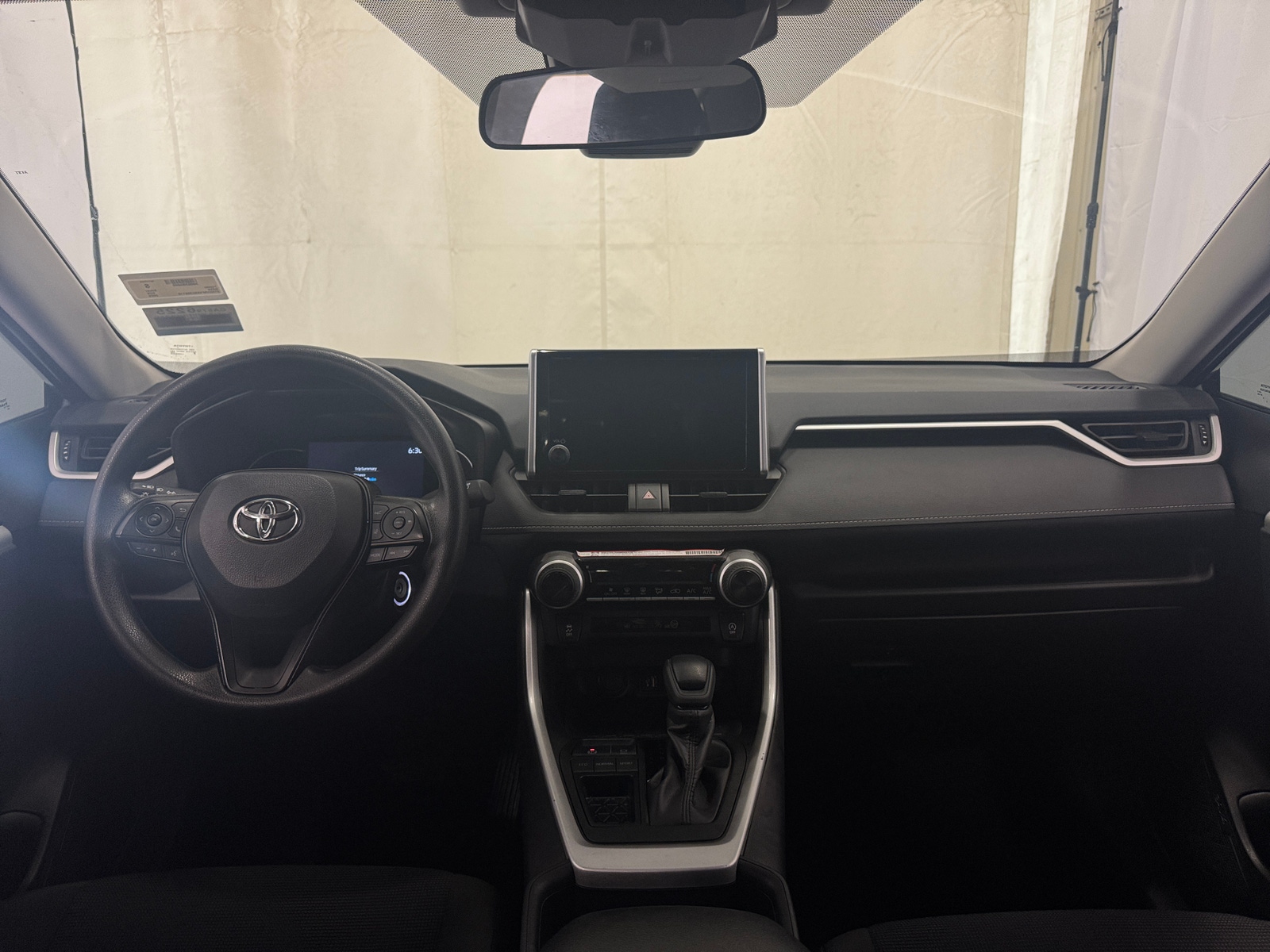 Thumbnail: 2025 Toyota RAV4 - 3