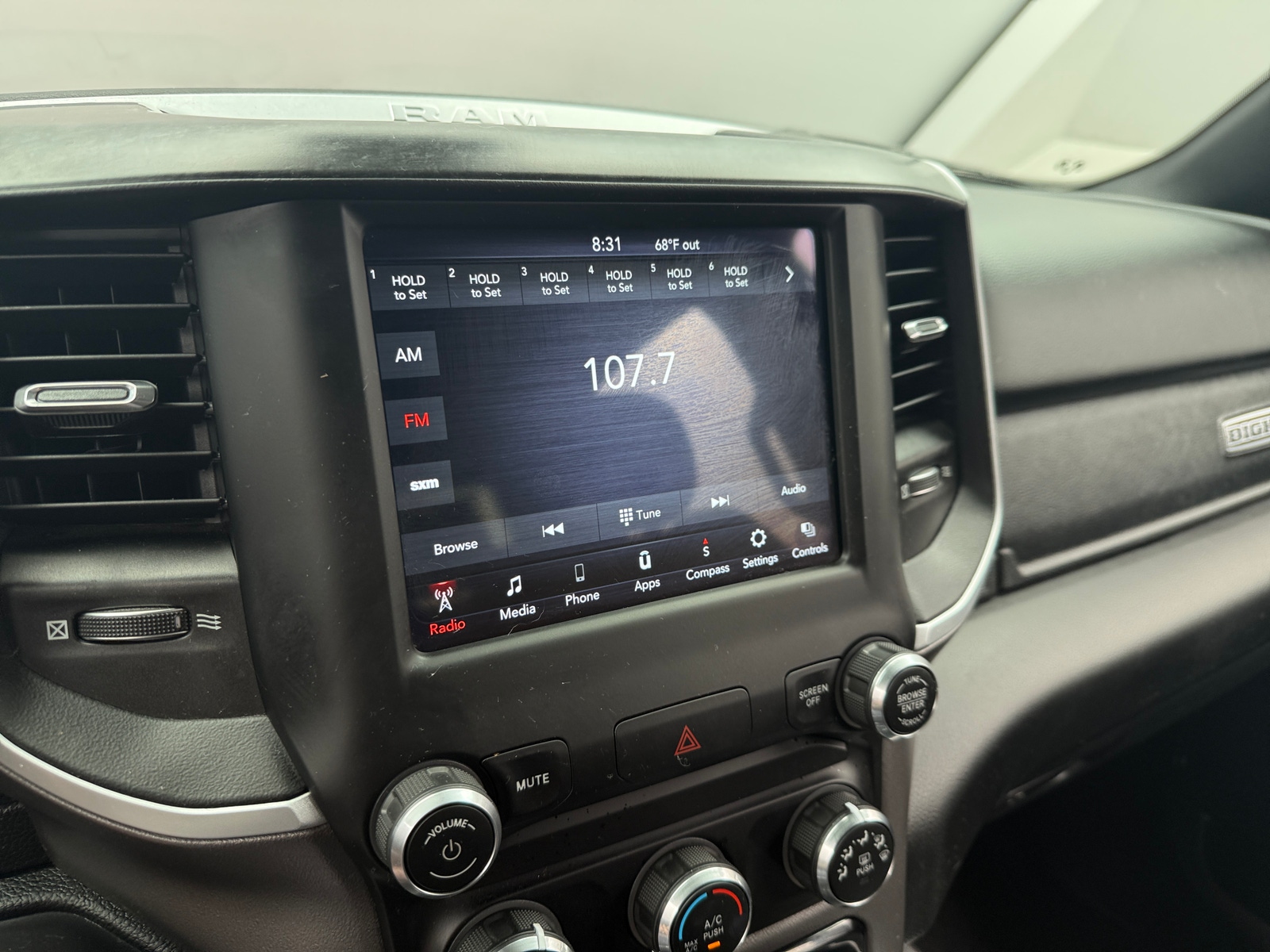 Thumbnail: 2020 RAM 1500 - 4