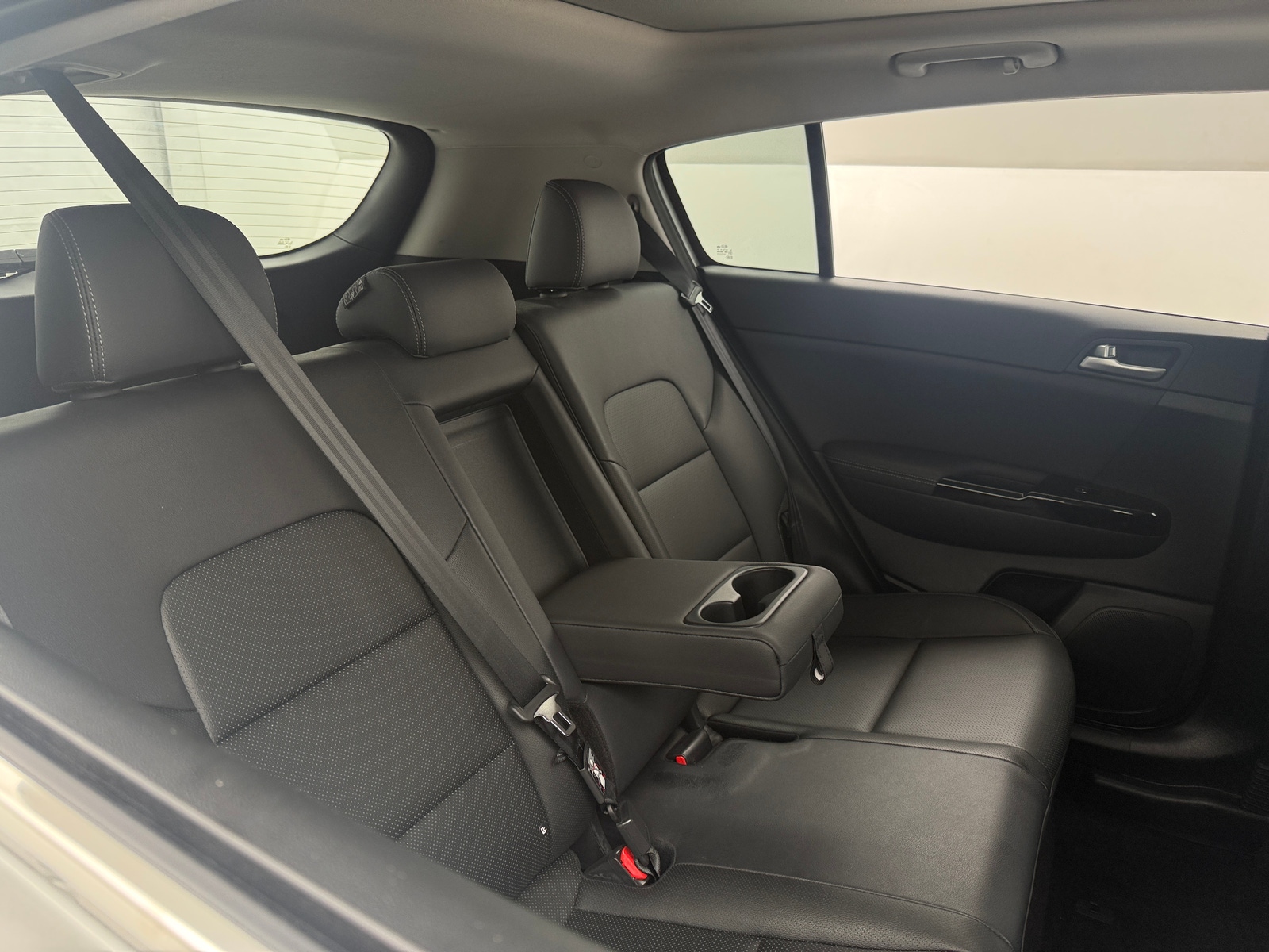 Thumbnail: 2022 Kia Sportage - 5