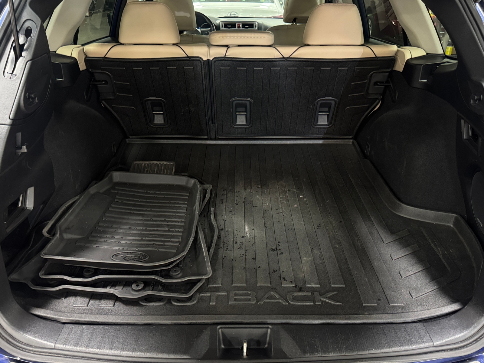 Thumbnail: 2016 Subaru Outback - 6