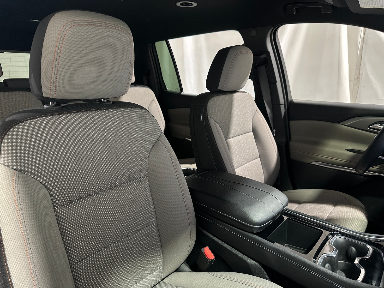 Thumbnail: 2026 Chevrolet Traverse - 2
