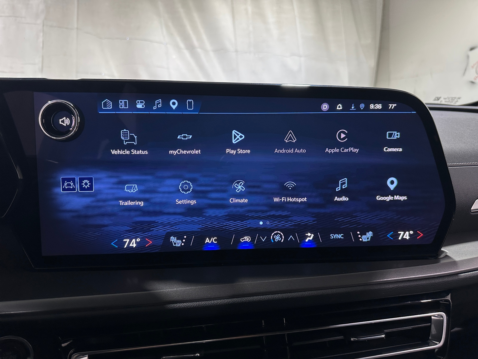 Thumbnail: 2026 Chevrolet Traverse - 4