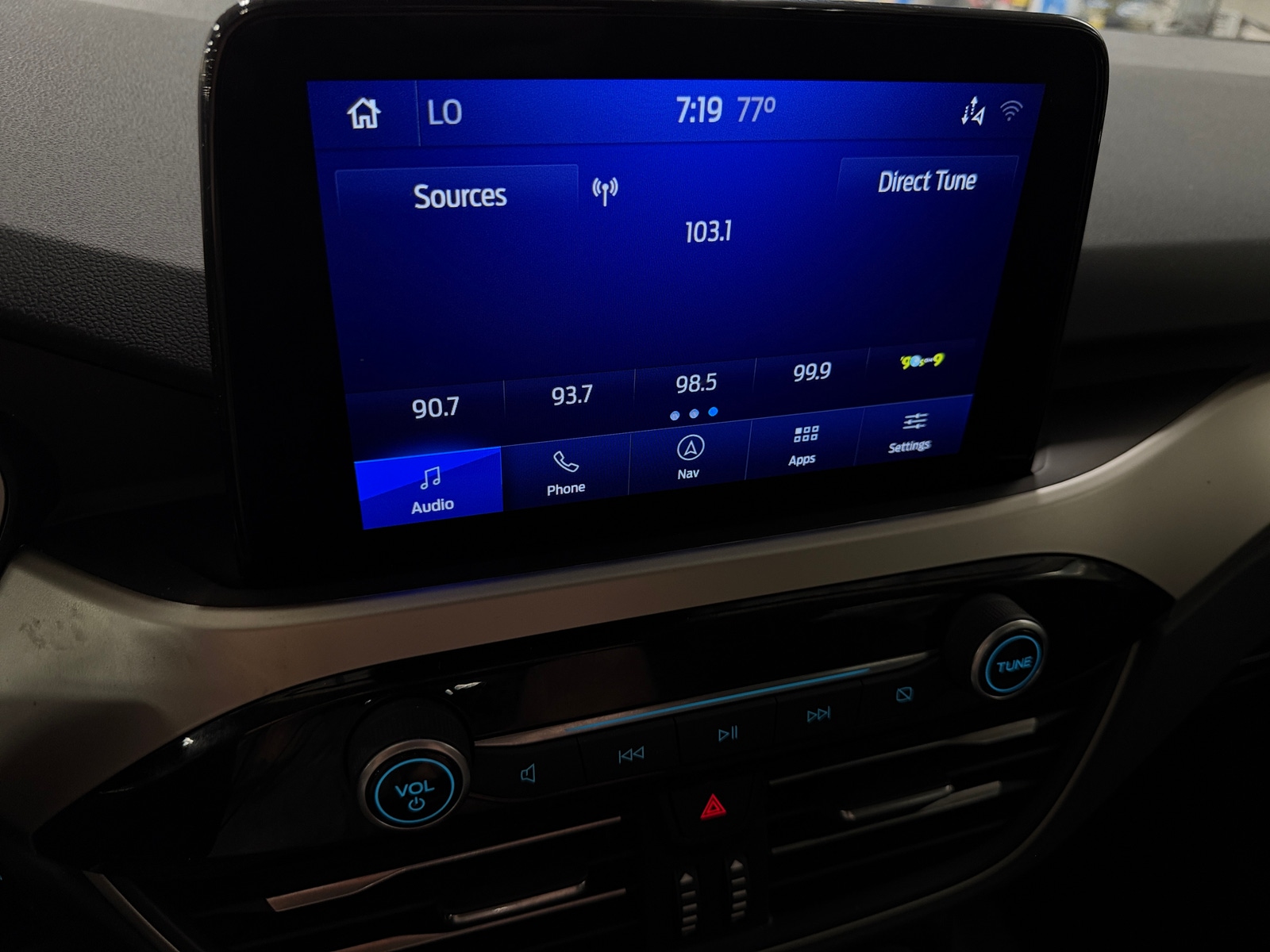 Thumbnail: 2020 Ford Escape - 4