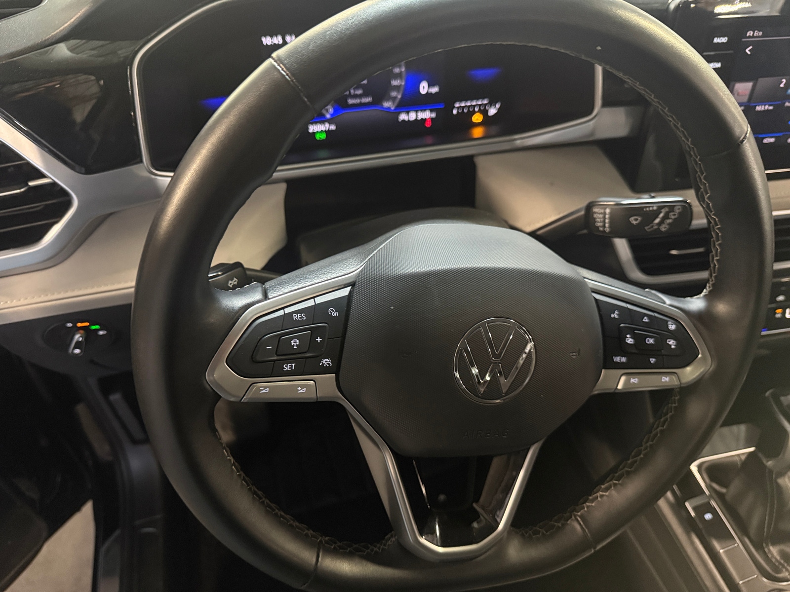 Thumbnail: 2025 Volkswagen Taos - 5