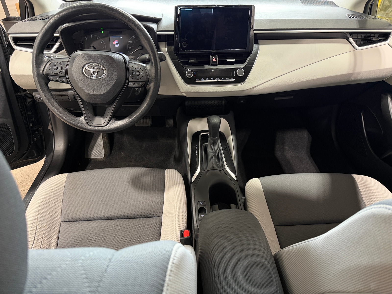 Thumbnail: 2023 Toyota Corolla - 3