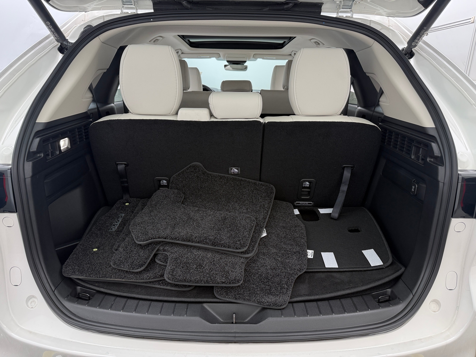 Thumbnail: 2025 Mazda CX-90 - 6