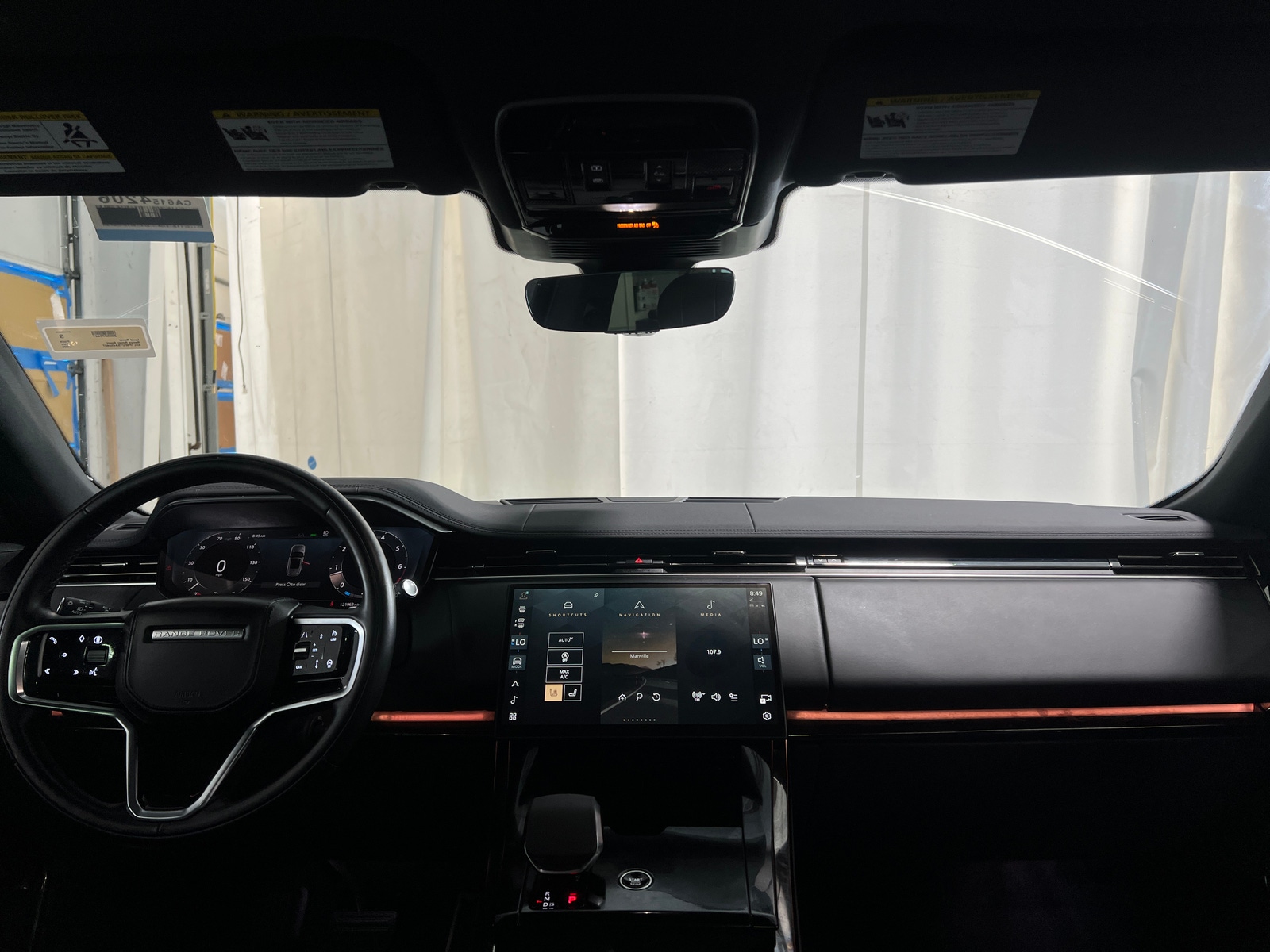 Thumbnail: 2025 Land Rover Range Rover Sport - 2