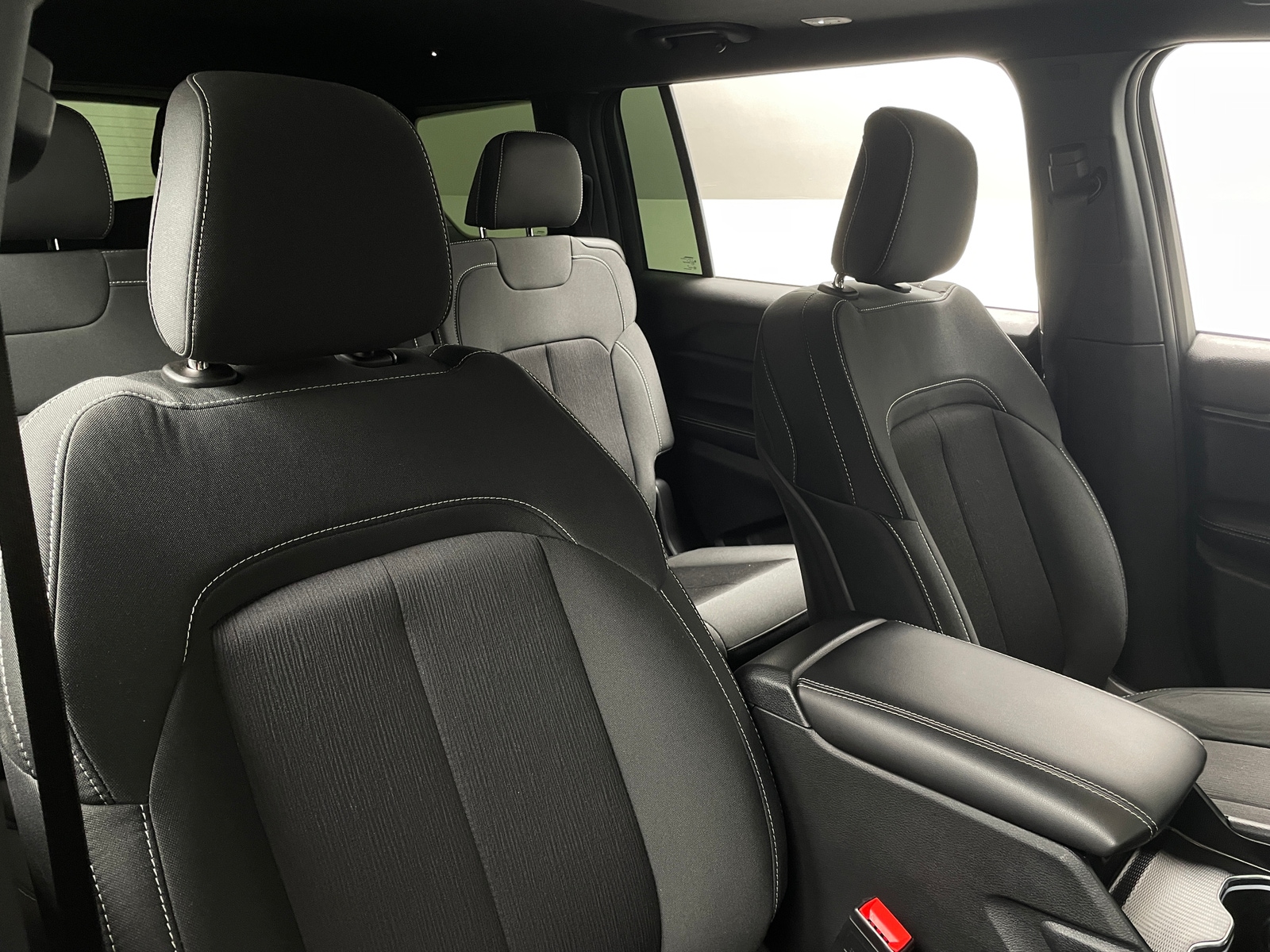 Thumbnail: 2025 Jeep Grand Cherokee L - 2