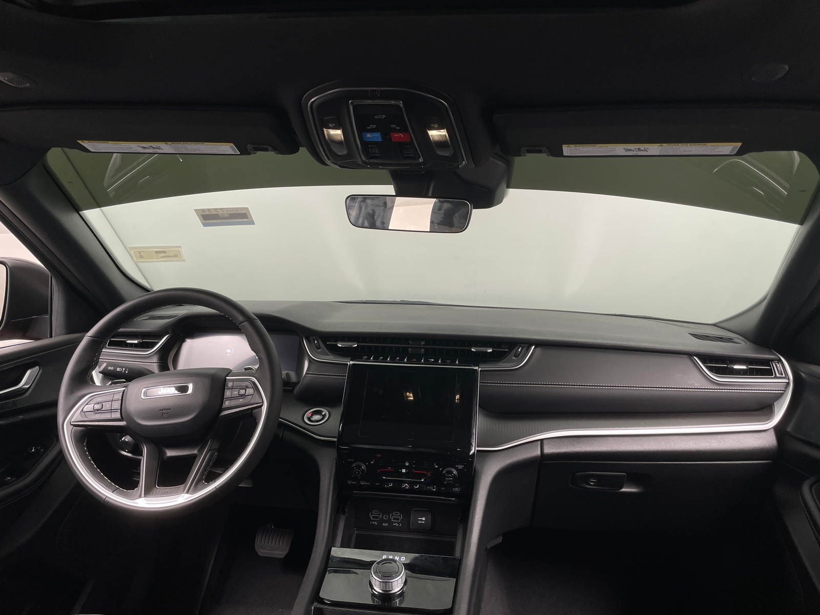 Thumbnail: 2025 Jeep Grand Cherokee L - 3