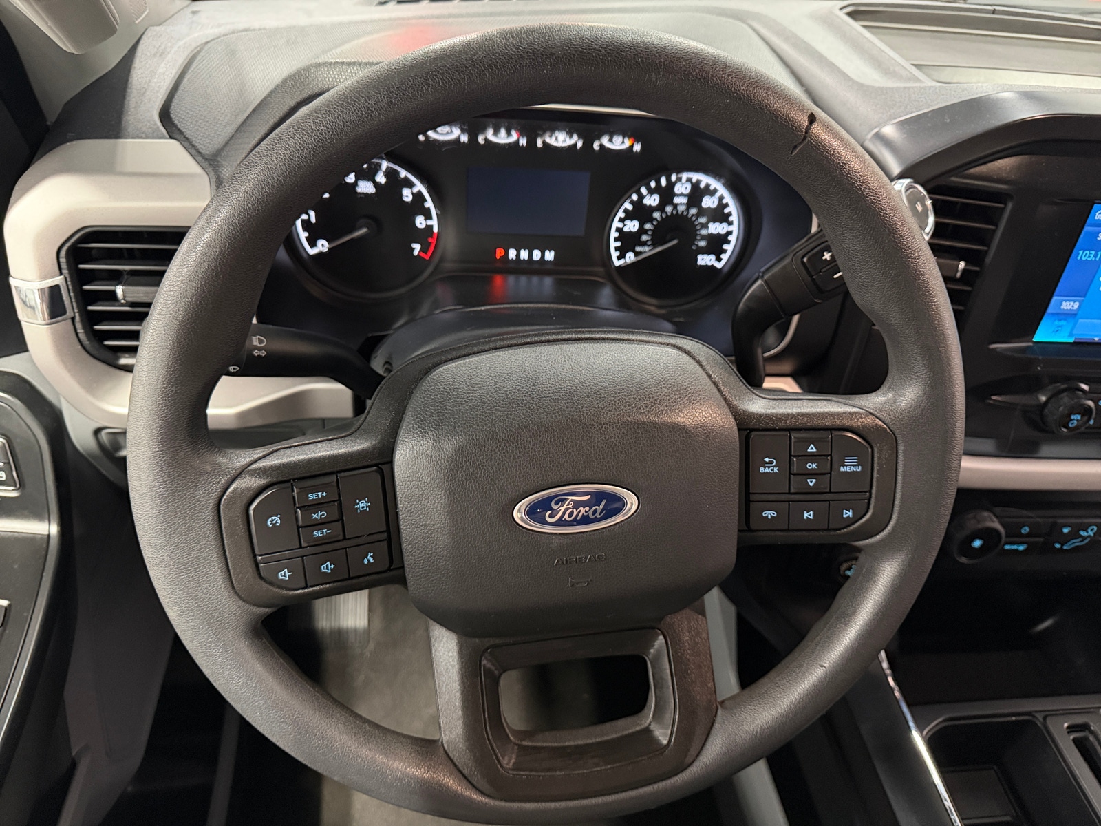 Thumbnail: 2022 Ford Econoline - 5