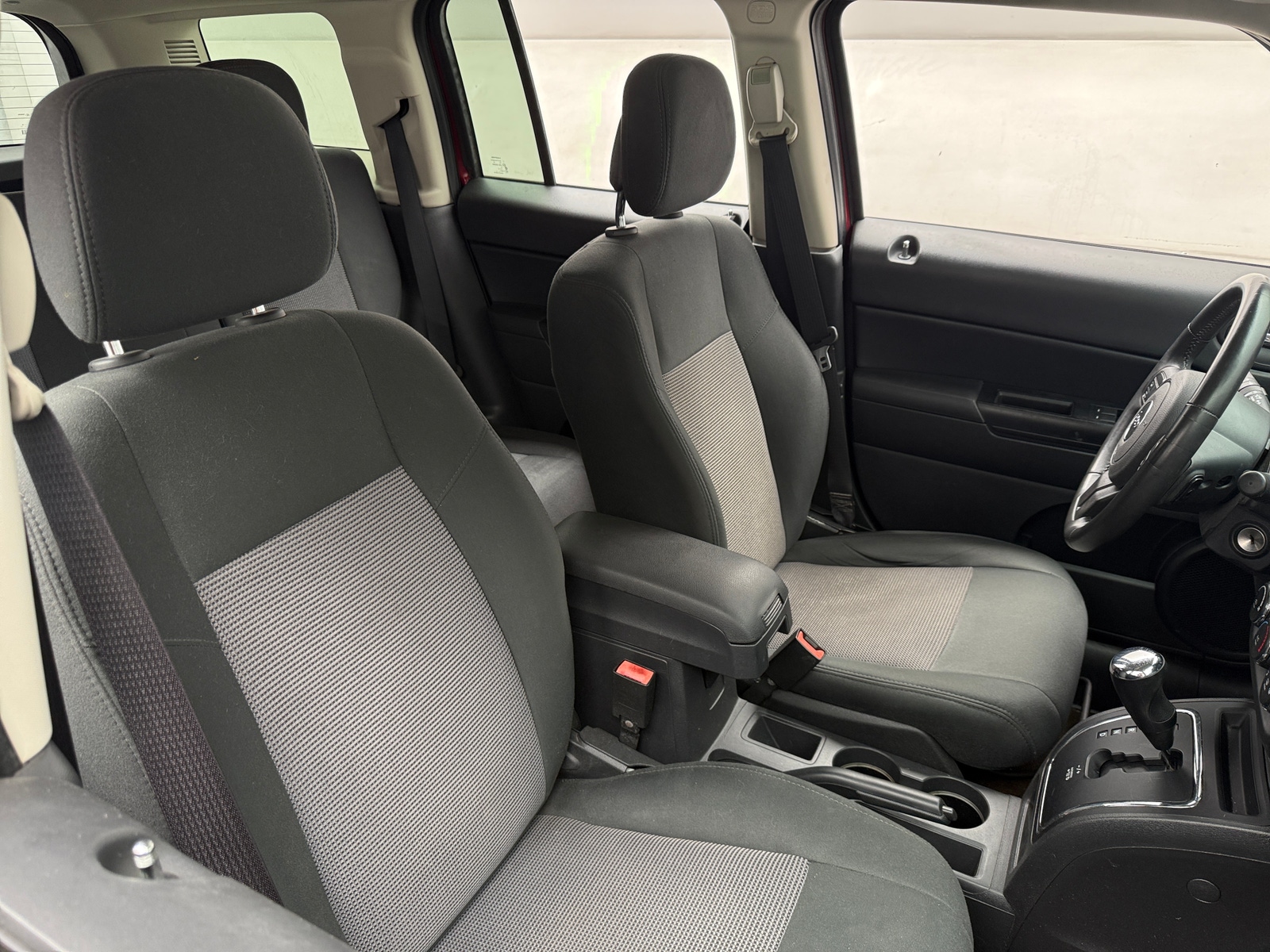Thumbnail: 2014 Jeep Patriot - 2