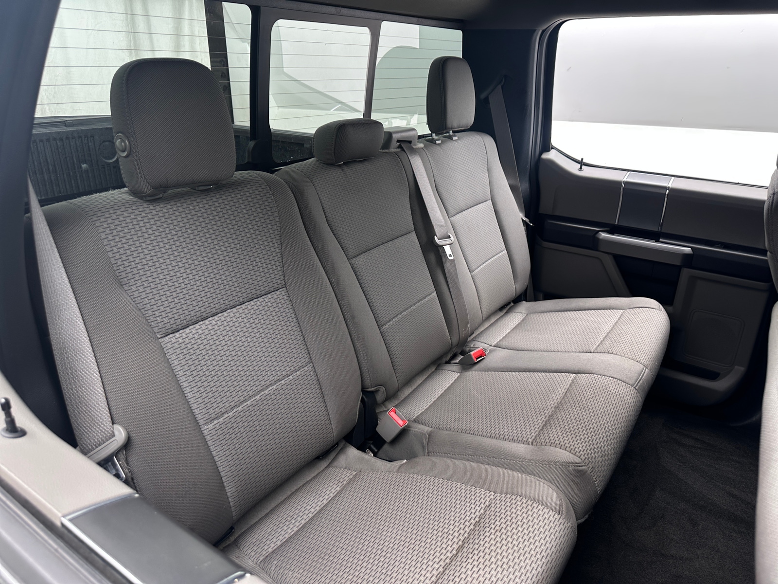 Thumbnail: 2019 Ford Econoline - 6