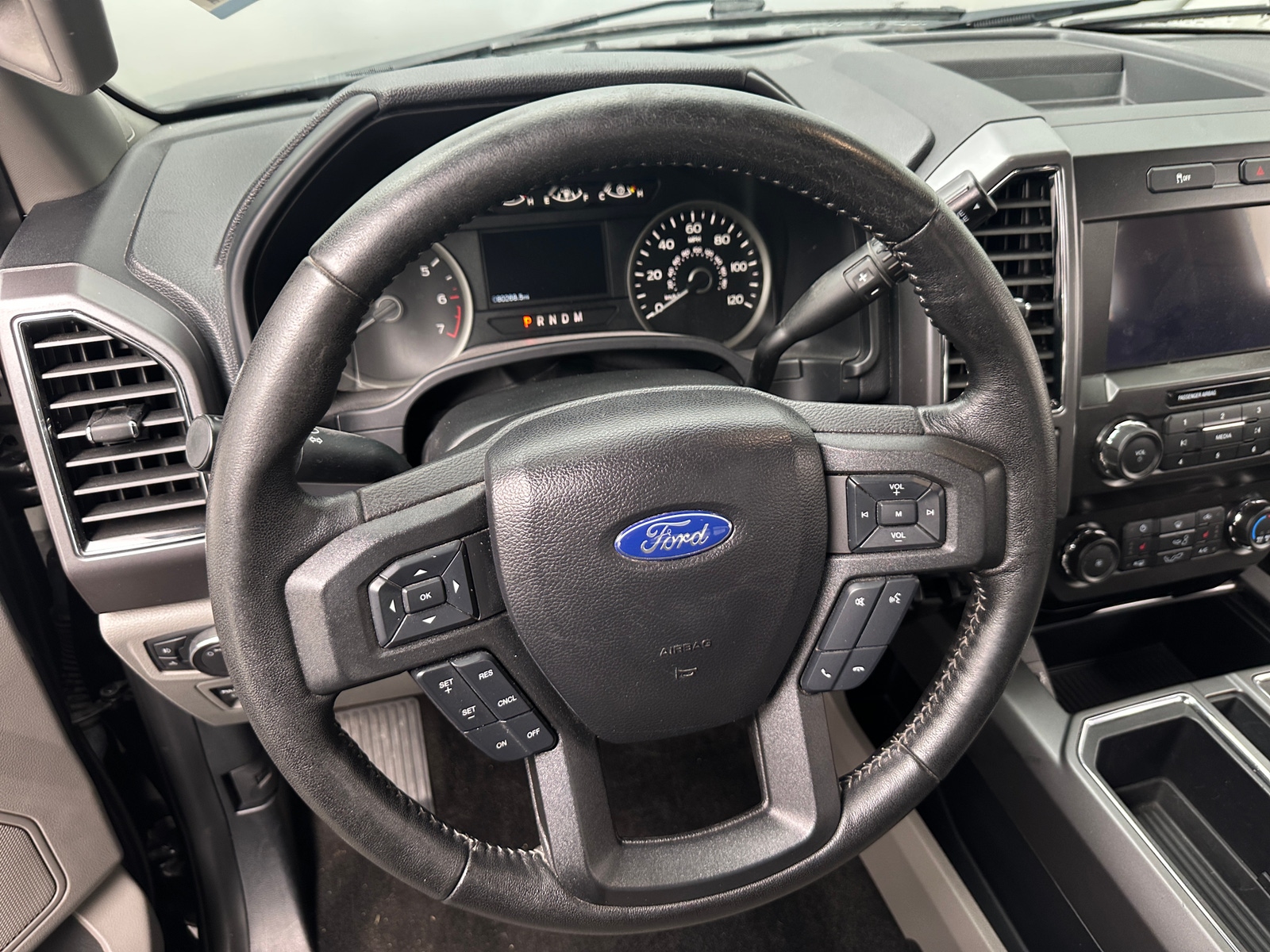 Thumbnail: 2019 Ford Econoline - 5